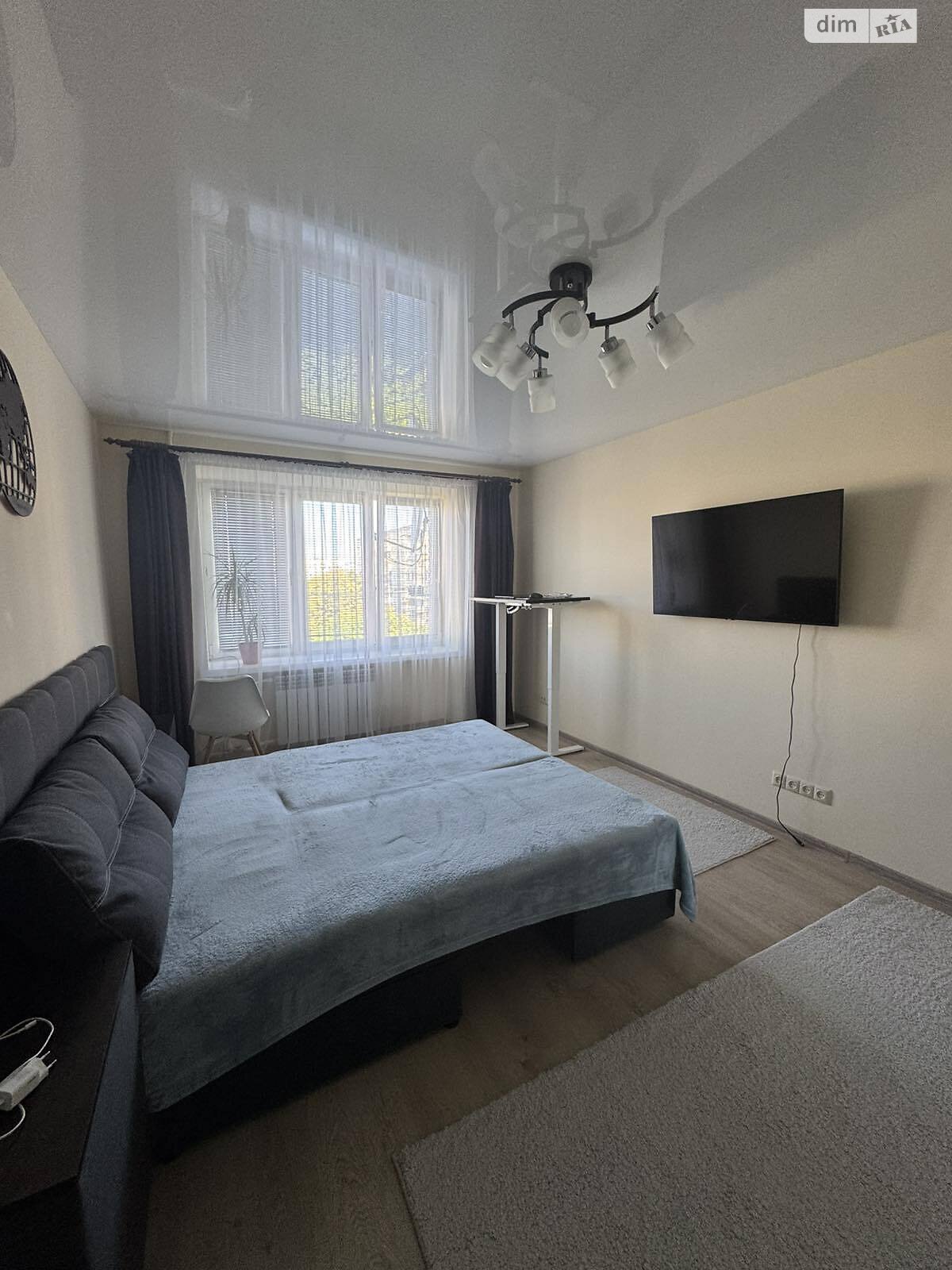 однокімнатна квартира в Львові, район Південний Масив, на вул. Пулюя Івана 12 в довготривалу оренду помісячно фото 1