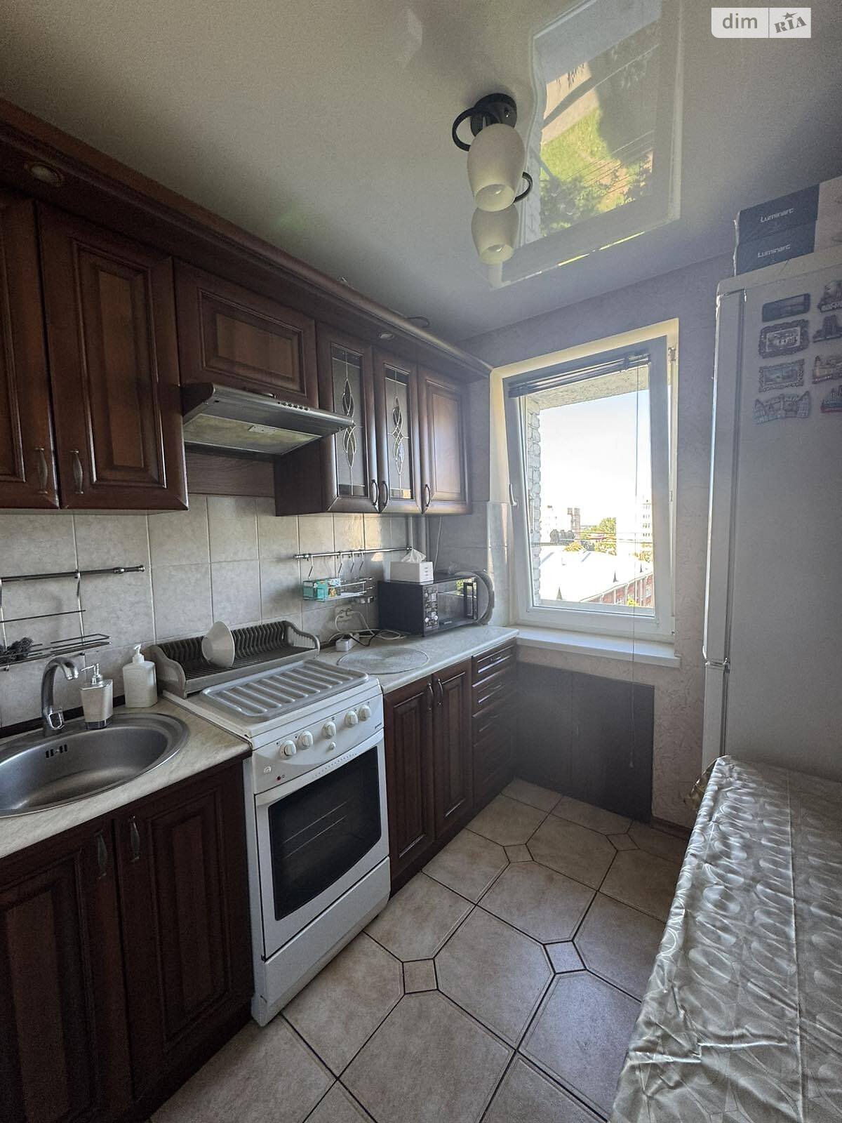 однокімнатна квартира в Львові, район Південний Масив, на вул. Пулюя Івана 12 в довготривалу оренду помісячно фото 1