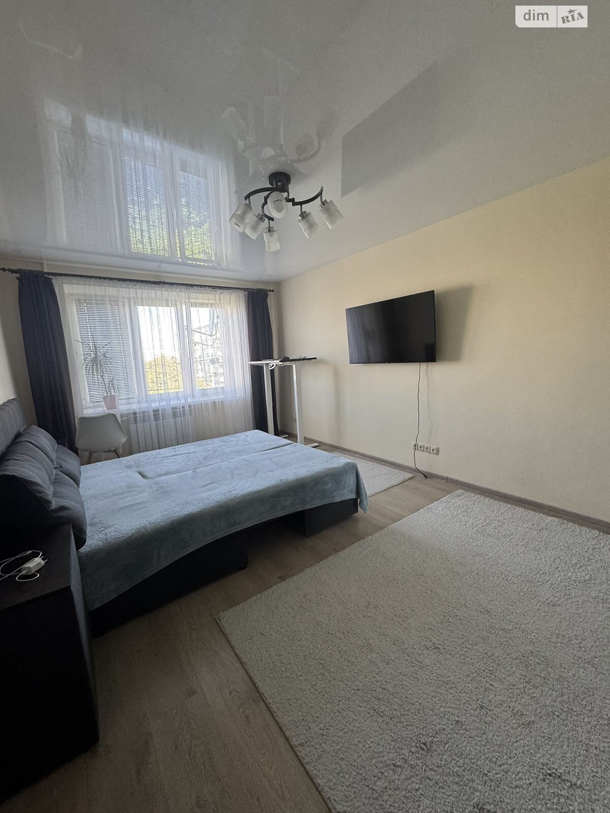 однокімнатна квартира в Львові, район Південний Масив, на вул. Пулюя Івана 12 в довготривалу оренду помісячно фото 1