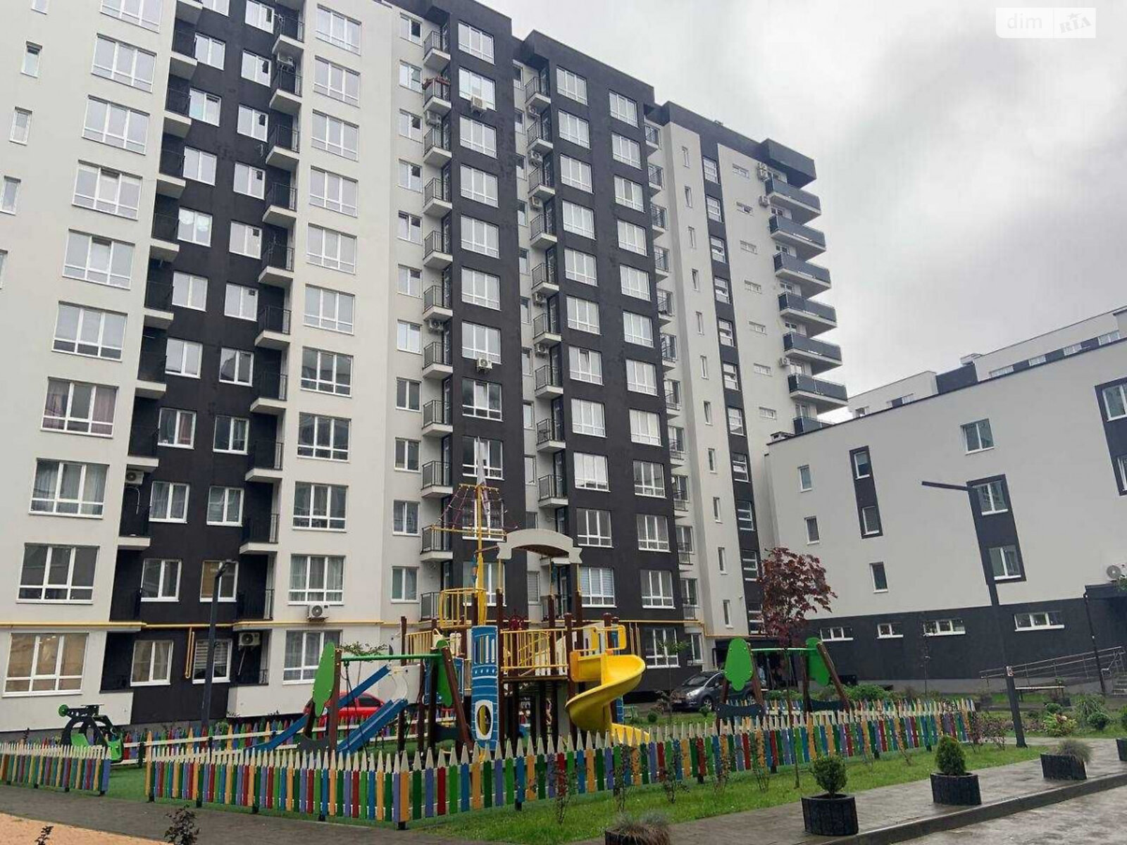 двухкомнатная квартира в Львове, район Южный Массив, на ул. Трускавецкая в аренду на долгий срок помесячно фото 1 двухкомнатная квартира в Львове, район Южный Массив, на ул. Трускавецкая в аренду на долгий срок помесячно фото 1