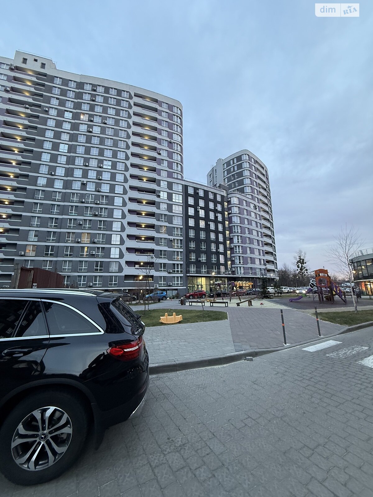 однокімнатна квартира з ремонтом в Львові, район Південний Масив, на вул. Трускавецька в довготривалу оренду помісячно фото 1 однокімнатна квартира з ремонтом в Львові, район Південний Масив, на вул. Трускавецька в довготривалу оренду помісячно фото 1