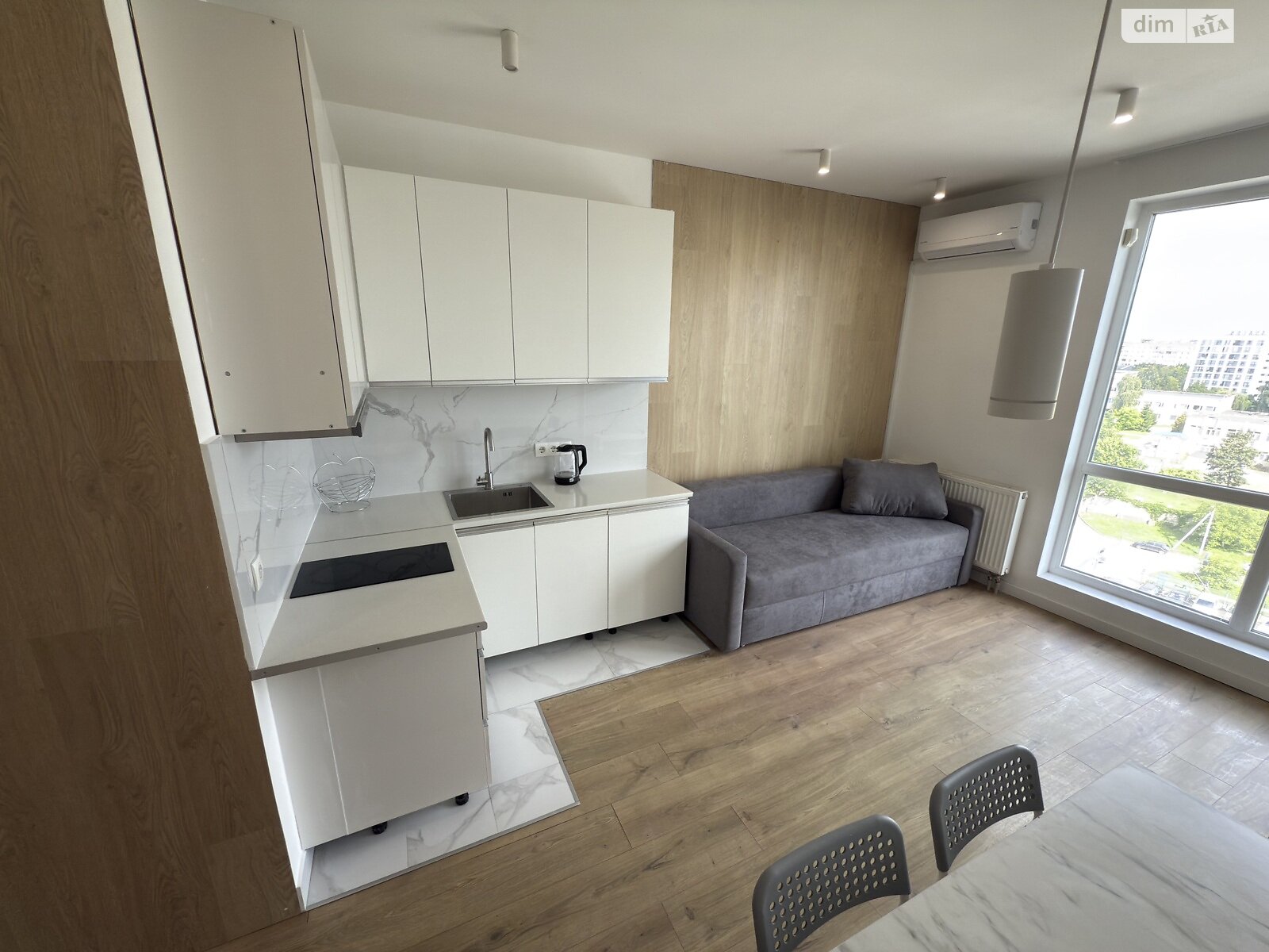 однокомнатная квартира с ремонтом в Львове, район Южный Массив, на ул. Трускавецкая 2А в аренду на долгий срок помесячно фото 1 однокомнатная квартира с ремонтом в Львове, район Южный Массив, на ул. Трускавецкая 2А в аренду на долгий срок помесячно фото 1