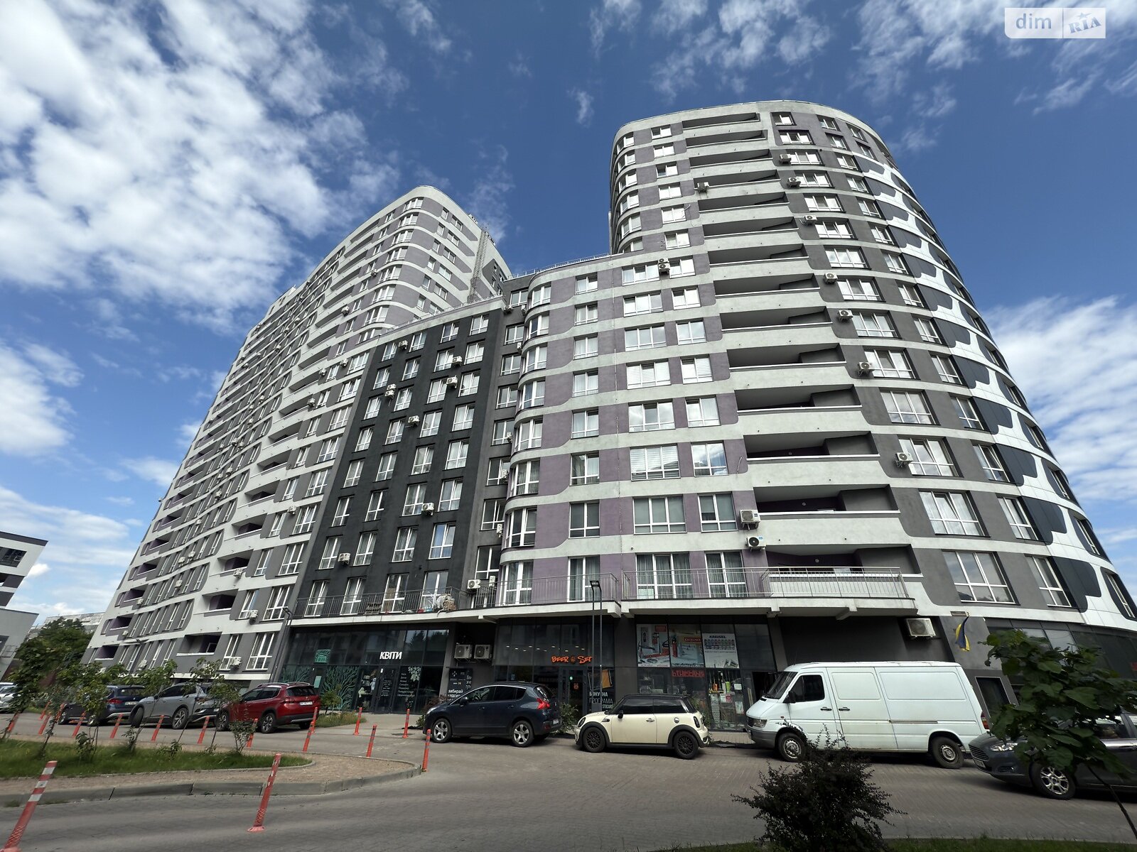 однокомнатная квартира с ремонтом в Львове, район Южный Массив, на ул. Трускавецкая 2А в аренду на долгий срок помесячно фото 1 однокомнатная квартира с ремонтом в Львове, район Южный Массив, на ул. Трускавецкая 2А в аренду на долгий срок помесячно фото 1