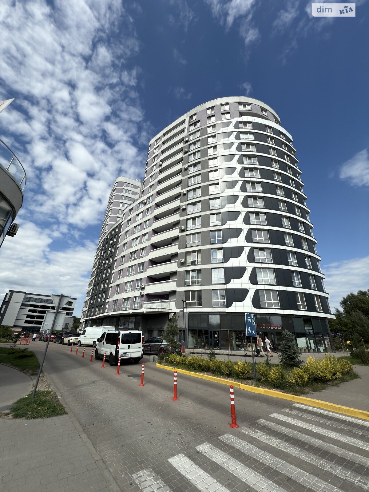 однокомнатная квартира с ремонтом в Львове, район Южный Массив, на ул. Трускавецкая 2А в аренду на долгий срок помесячно фото 1 однокомнатная квартира с ремонтом в Львове, район Южный Массив, на ул. Трускавецкая 2А в аренду на долгий срок помесячно фото 1