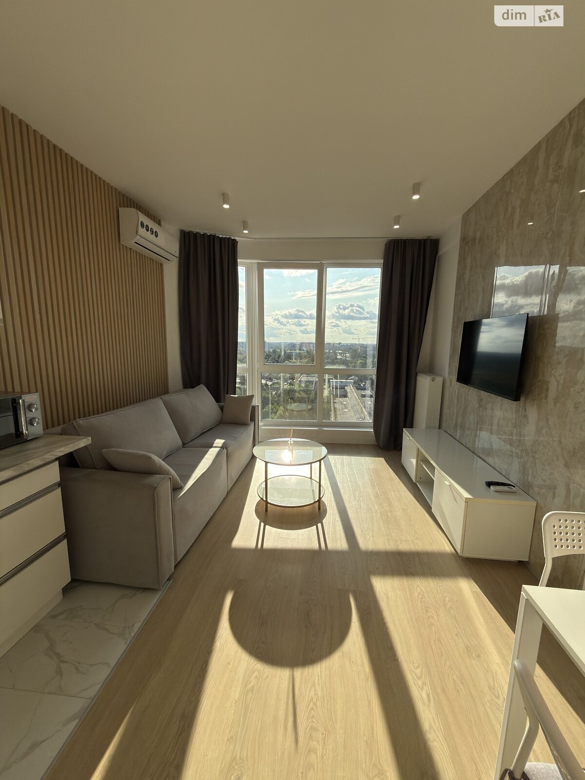 однокомнатная квартира с ремонтом в Львове, район Южный Массив, на ул. Трускавецкая в аренду на долгий срок помесячно фото 1 однокомнатная квартира с ремонтом в Львове, район Южный Массив, на ул. Трускавецкая в аренду на долгий срок помесячно фото 1