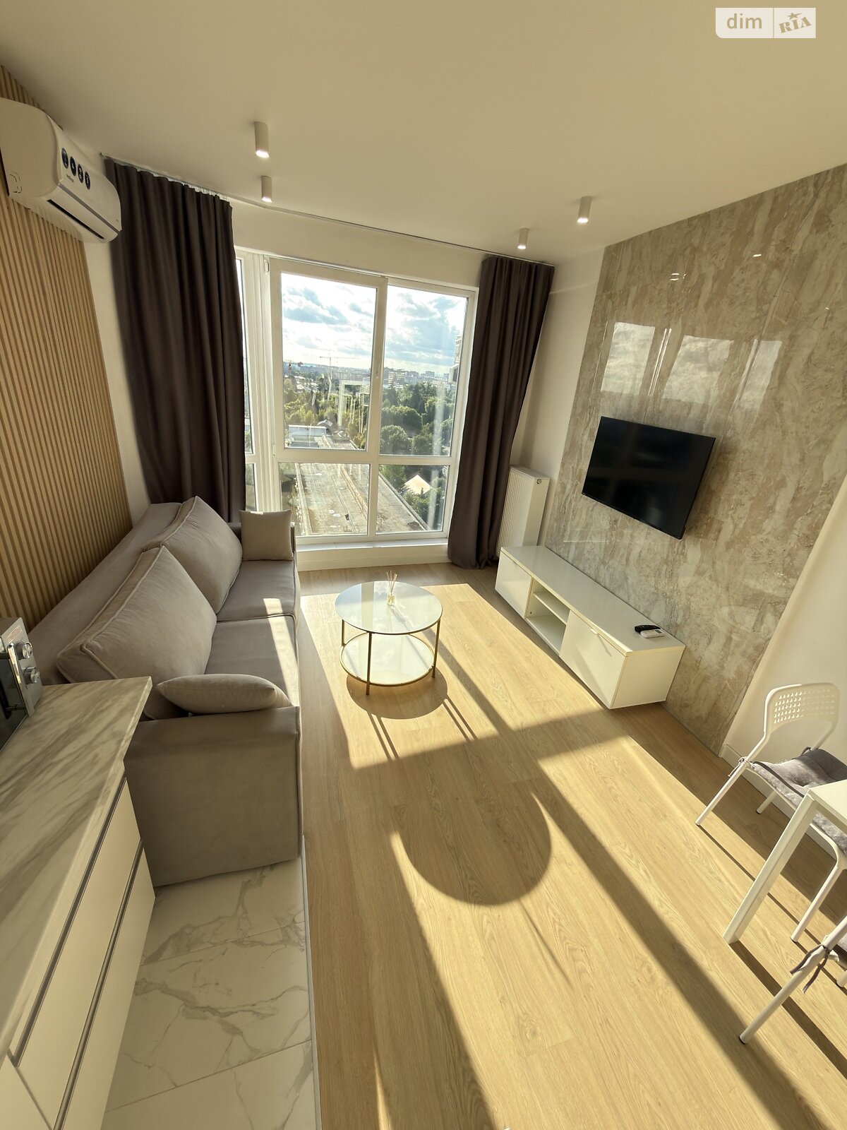 однокомнатная квартира с ремонтом в Львове, район Южный Массив, на ул. Трускавецкая в аренду на долгий срок помесячно фото 1 однокомнатная квартира с ремонтом в Львове, район Южный Массив, на ул. Трускавецкая в аренду на долгий срок помесячно фото 1