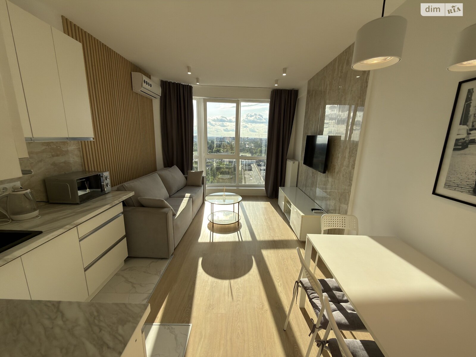 однокомнатная квартира с ремонтом в Львове, район Южный Массив, на ул. Трускавецкая в аренду на долгий срок помесячно фото 1 однокомнатная квартира с ремонтом в Львове, район Южный Массив, на ул. Трускавецкая в аренду на долгий срок помесячно фото 1