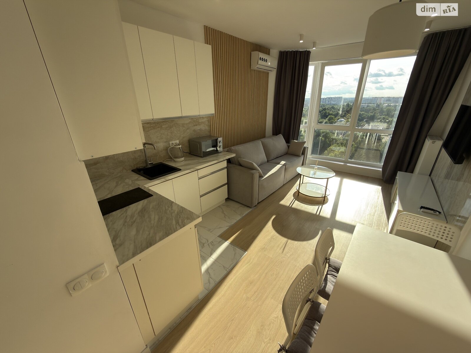 однокомнатная квартира с ремонтом в Львове, район Южный Массив, на ул. Трускавецкая в аренду на долгий срок помесячно фото 1 однокомнатная квартира с ремонтом в Львове, район Южный Массив, на ул. Трускавецкая в аренду на долгий срок помесячно фото 1