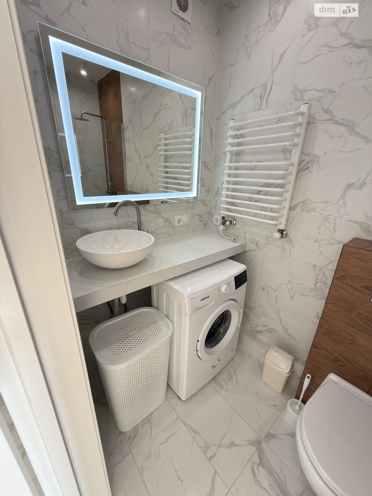 однокомнатная квартира с ремонтом в Львове, район Южный Массив, на ул. Трускавецкая в аренду на долгий срок помесячно фото 1 однокомнатная квартира с ремонтом в Львове, район Южный Массив, на ул. Трускавецкая в аренду на долгий срок помесячно фото 1