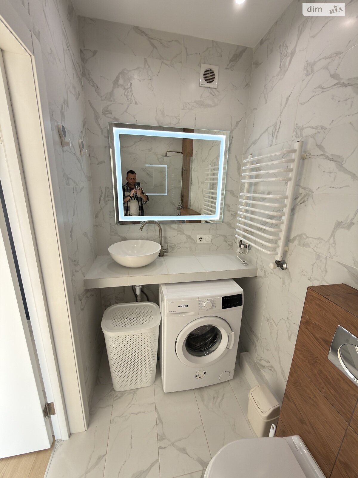 однокомнатная квартира с ремонтом в Львове, район Южный Массив, на ул. Трускавецкая в аренду на долгий срок помесячно фото 1 однокомнатная квартира с ремонтом в Львове, район Южный Массив, на ул. Трускавецкая в аренду на долгий срок помесячно фото 1