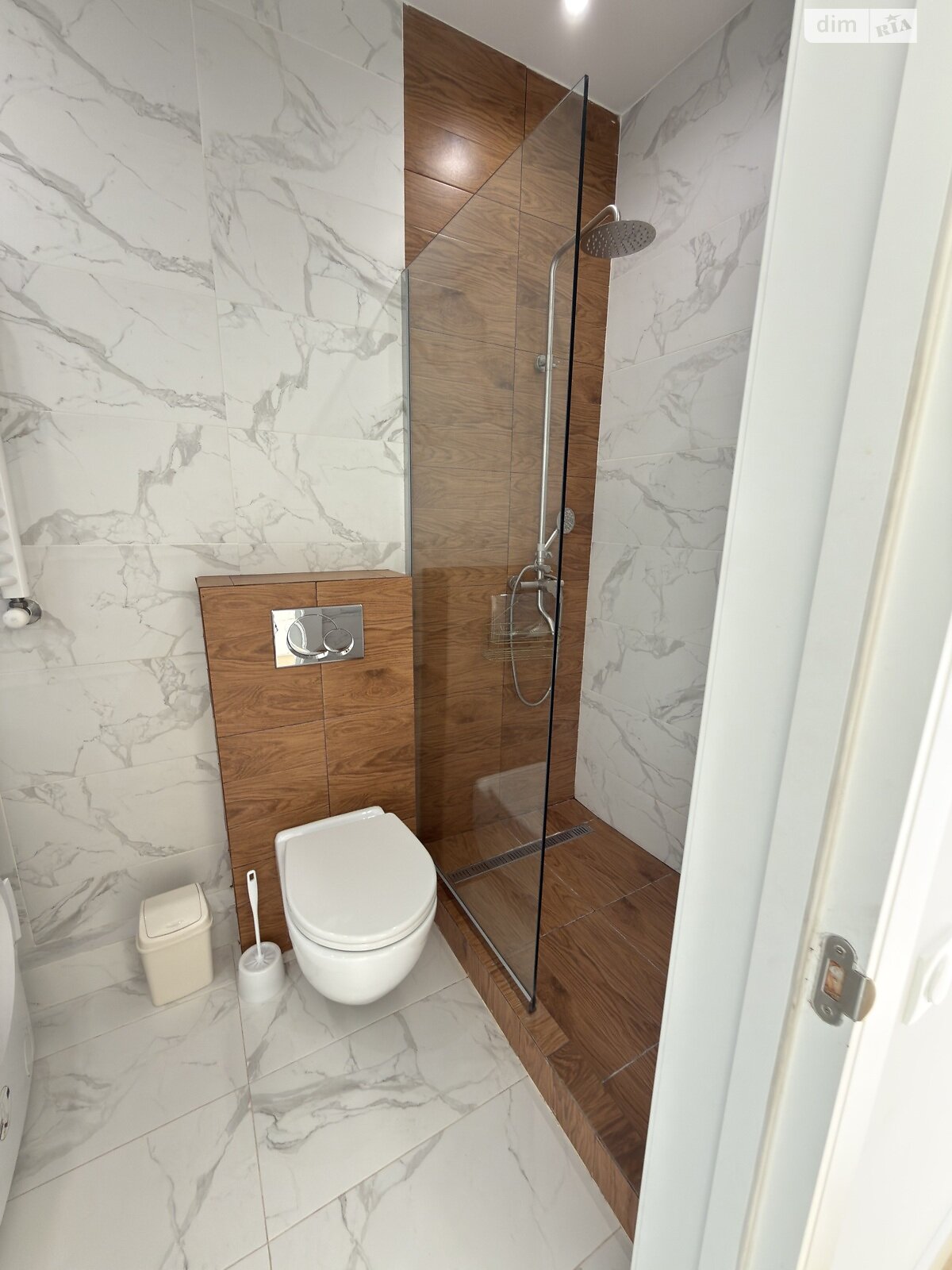 однокомнатная квартира с ремонтом в Львове, район Южный Массив, на ул. Трускавецкая в аренду на долгий срок помесячно фото 1 однокомнатная квартира с ремонтом в Львове, район Южный Массив, на ул. Трускавецкая в аренду на долгий срок помесячно фото 1