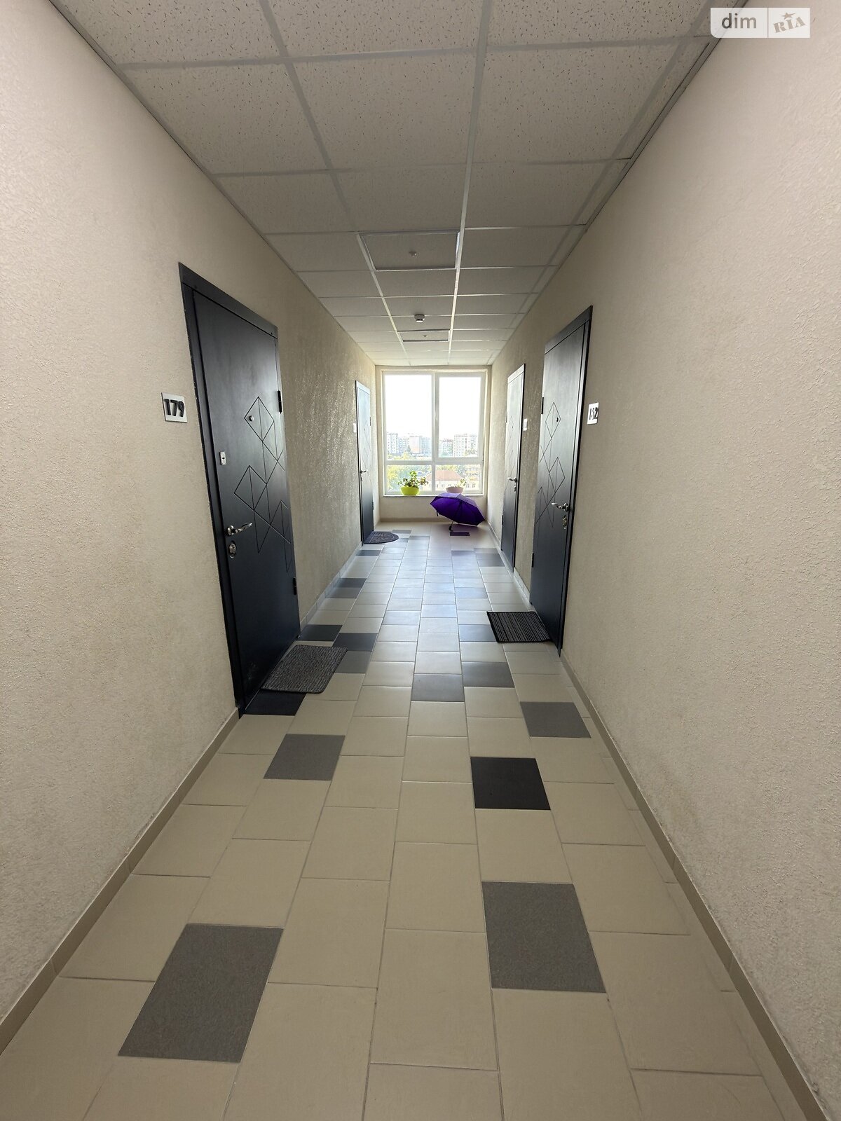 однокомнатная квартира с ремонтом в Львове, район Южный Массив, на ул. Трускавецкая в аренду на долгий срок помесячно фото 1 однокомнатная квартира с ремонтом в Львове, район Южный Массив, на ул. Трускавецкая в аренду на долгий срок помесячно фото 1