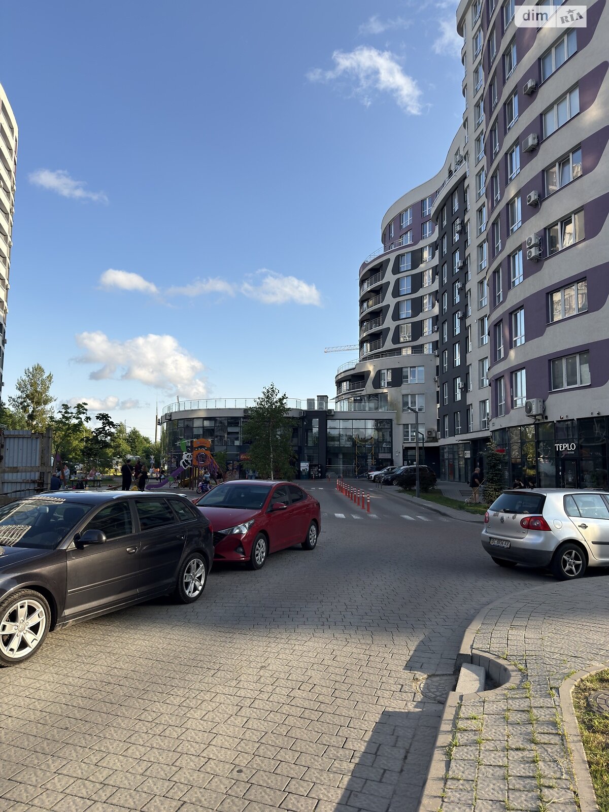 однокомнатная квартира с ремонтом в Львове, район Южный Массив, на ул. Трускавецкая в аренду на долгий срок помесячно фото 1 однокомнатная квартира с ремонтом в Львове, район Южный Массив, на ул. Трускавецкая в аренду на долгий срок помесячно фото 1