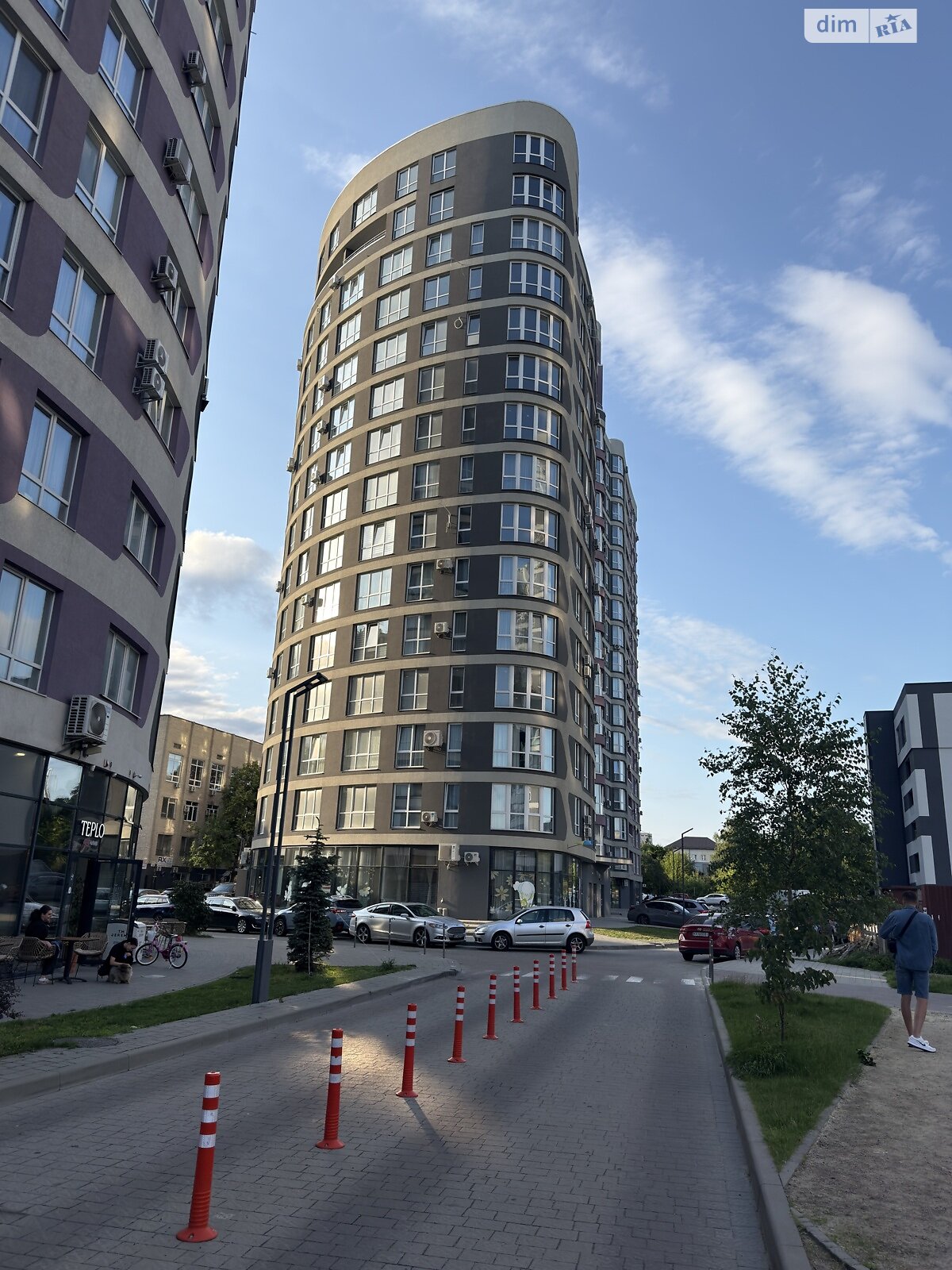 однокомнатная квартира с ремонтом в Львове, район Южный Массив, на ул. Трускавецкая в аренду на долгий срок помесячно фото 1 однокомнатная квартира с ремонтом в Львове, район Южный Массив, на ул. Трускавецкая в аренду на долгий срок помесячно фото 1