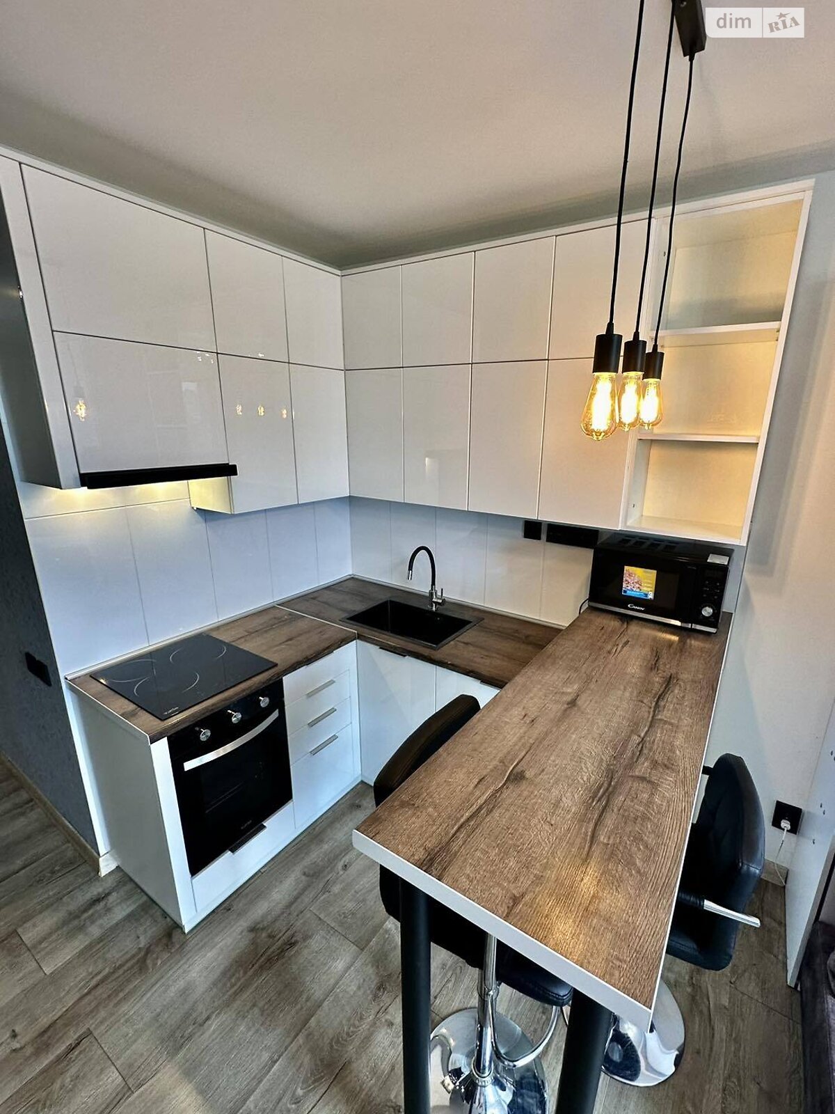 однокімнатна квартира в Львові, район Південний Масив, на вул. Трускавецька в довготривалу оренду помісячно фото 1 однокімнатна квартира в Львові, район Південний Масив, на вул. Трускавецька в довготривалу оренду помісячно фото 1