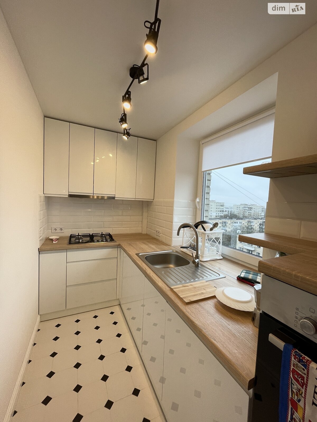 двухкомнатная квартира в Львове, район Зализнычный, на ул. Петлюры Симона 4 в аренду на долгий срок помесячно фото 1