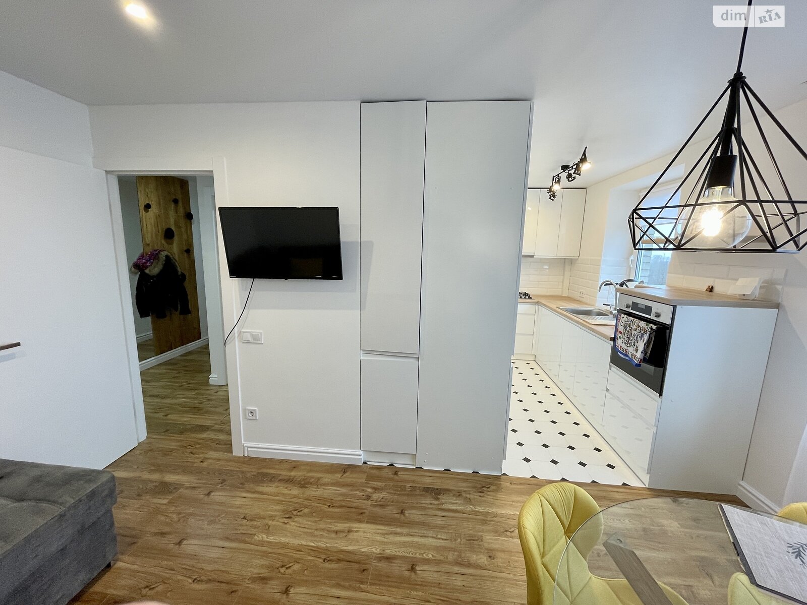 двухкомнатная квартира в Львове, район Зализнычный, на ул. Петлюры Симона 4 в аренду на долгий срок помесячно фото 1