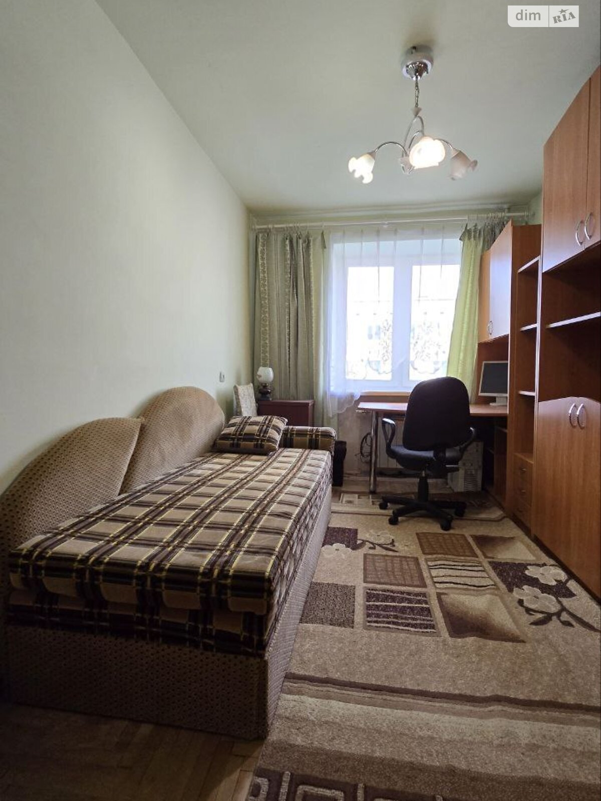 трехкомнатная квартира в Львове, район Зализнычный, на ул. Калнышевского в аренду на долгий срок помесячно фото 1