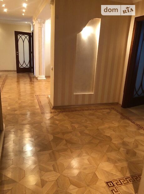 трехкомнатная квартира с мебелью в Львове, район Зализнычный, на ул. Михновских Братьев в аренду на долгий срок помесячно фото 1 трехкомнатная квартира с мебелью в Львове, район Зализнычный, на ул. Михновских Братьев в аренду на долгий срок помесячно фото 1