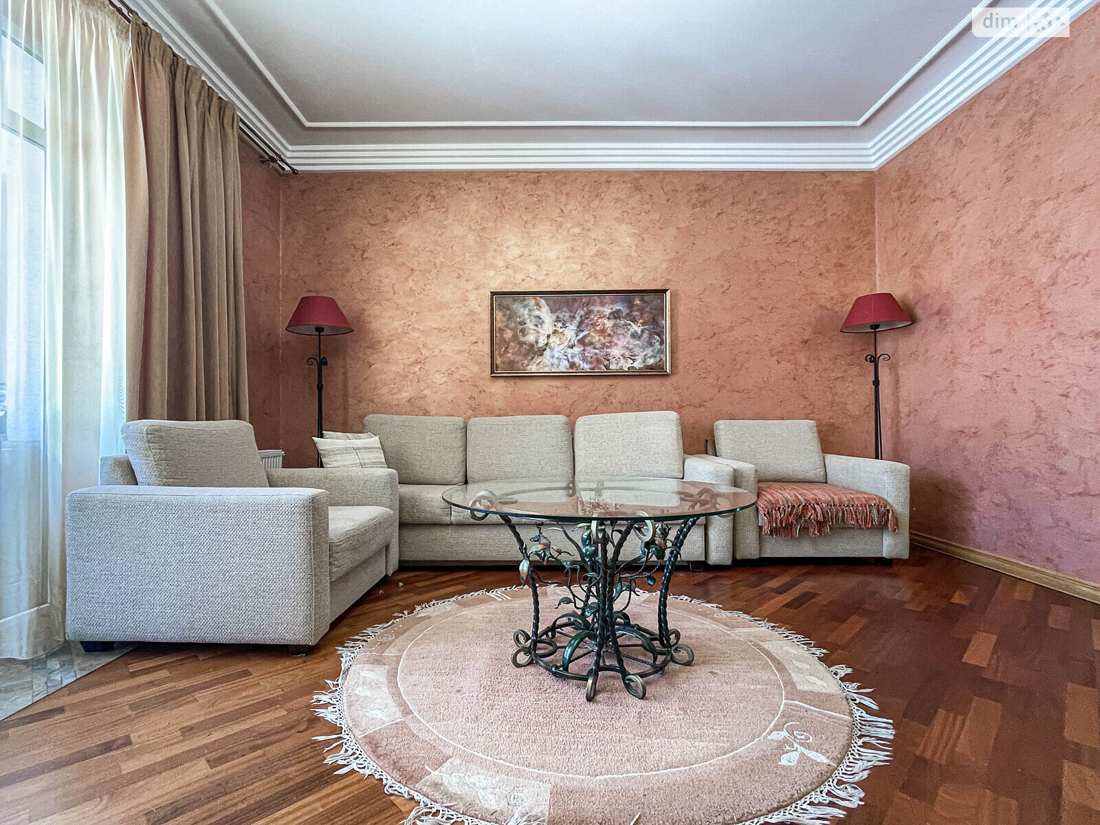 четырехкомнатная квартира с мебелью в Львове, район Зализнычный, на ул. Петлюры Симона в аренду на долгий срок помесячно фото 1