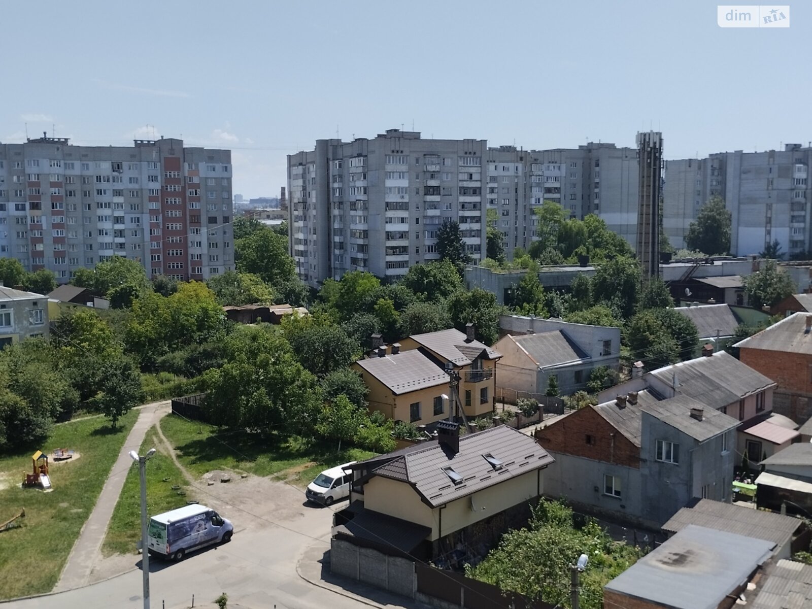 двухкомнатная квартира в Львове, район Зализнычный, на ул. Планерная 12, кв. 42 в аренду на долгий срок помесячно фото 1 двухкомнатная квартира в Львове, район Зализнычный, на ул. Планерная 12, кв. 42 в аренду на долгий срок помесячно фото 1