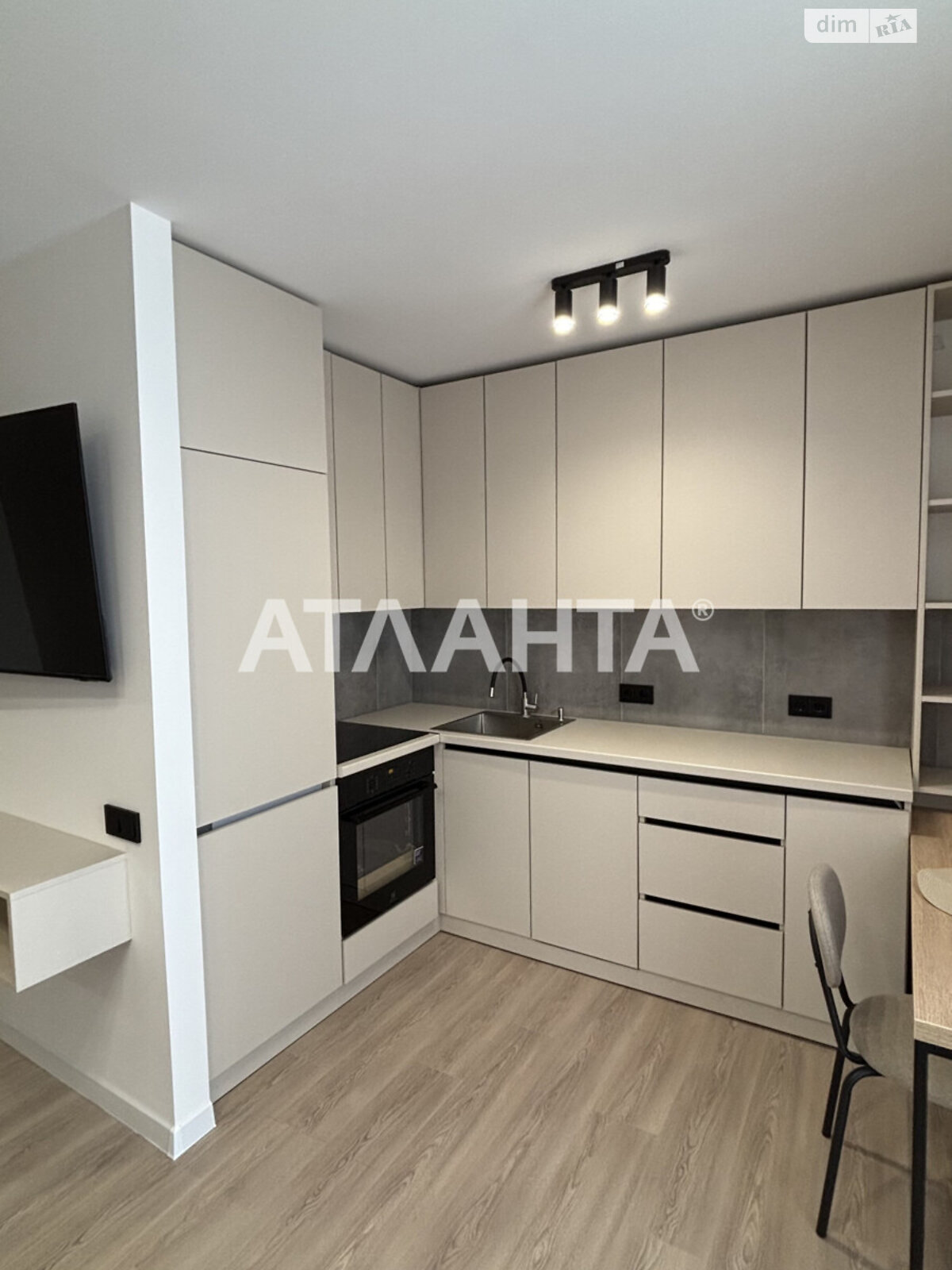 однокомнатная квартира в Львове, район Зализнычный, на ул. Рудненская в аренду на долгий срок помесячно фото 1