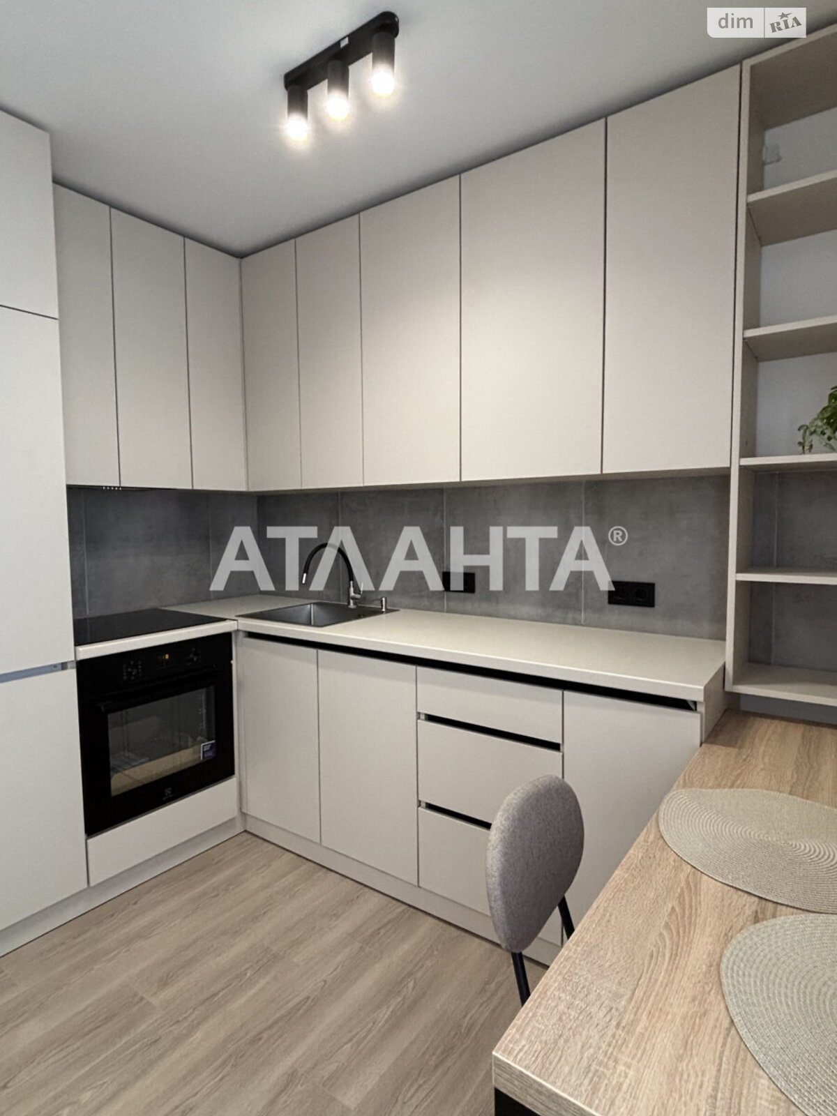 однокомнатная квартира в Львове, район Зализнычный, на ул. Рудненская в аренду на долгий срок помесячно фото 1