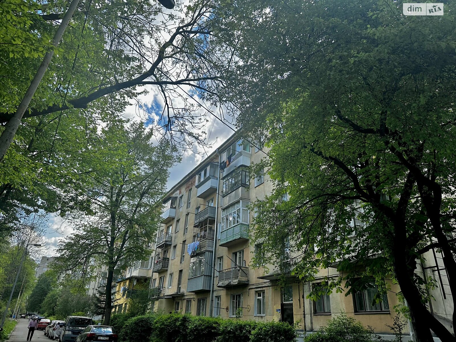 однокомнатная квартира в Львове, район Зализнычный, на ул. Ряшевская 3 в аренду на долгий срок помесячно фото 1 однокомнатная квартира в Львове, район Зализнычный, на ул. Ряшевская 3 в аренду на долгий срок помесячно фото 1
