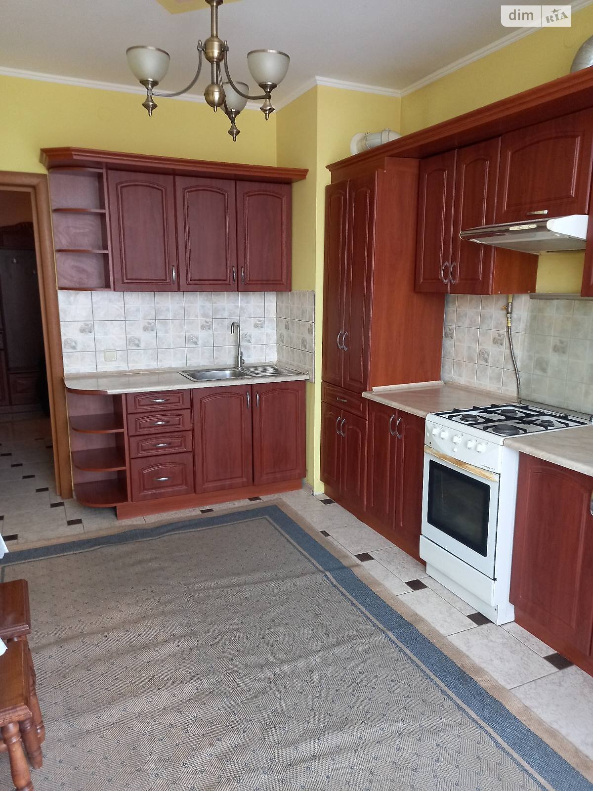 двухкомнатная квартира в Львове, район Замарстынов, на ул. Линкольна Авраама в аренду на долгий срок помесячно фото 1 двухкомнатная квартира в Львове, район Замарстынов, на ул. Линкольна Авраама в аренду на долгий срок помесячно фото 1