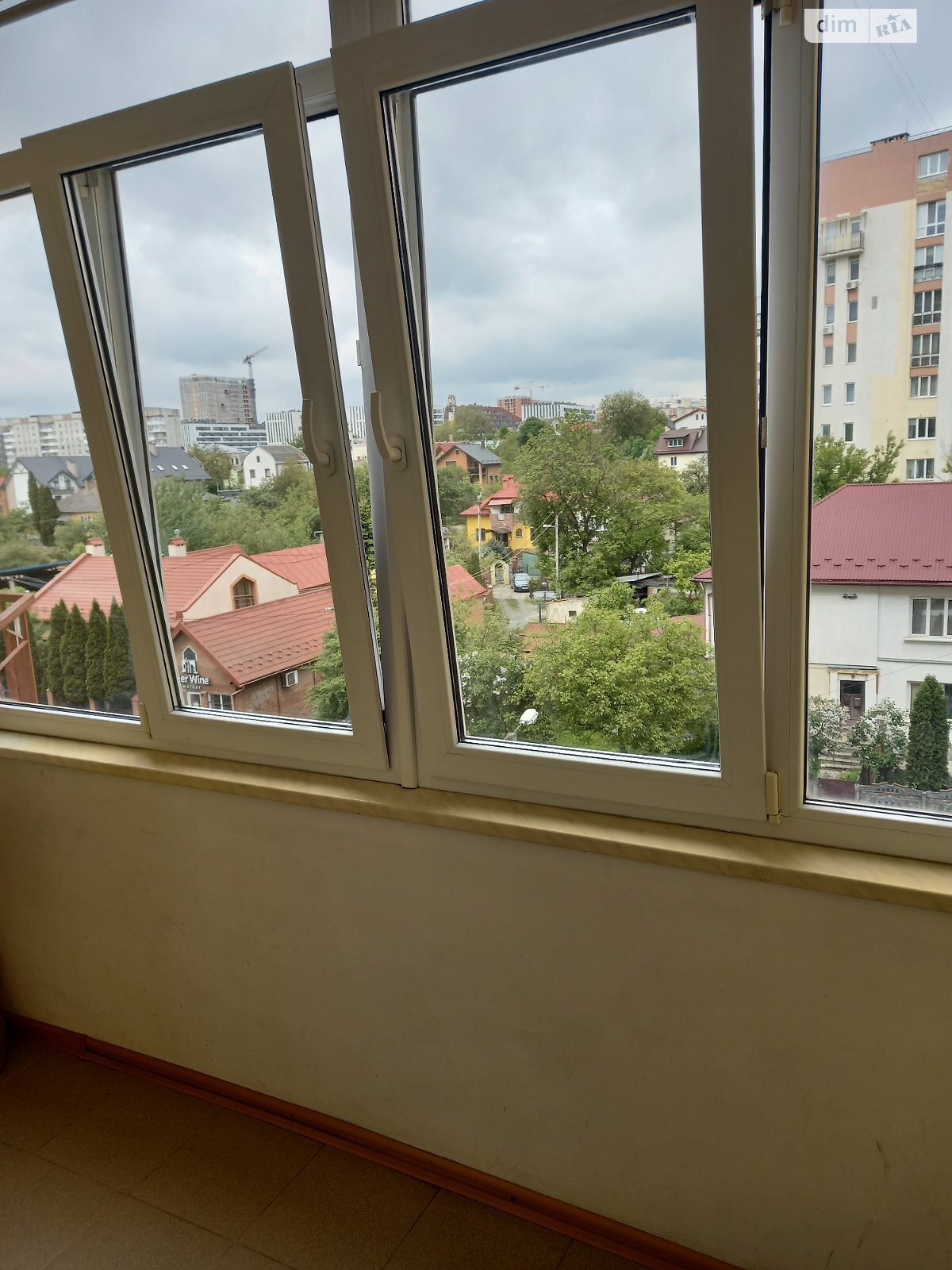 двухкомнатная квартира в Львове, район Замарстынов, на ул. Линкольна Авраама в аренду на долгий срок помесячно фото 1 двухкомнатная квартира в Львове, район Замарстынов, на ул. Линкольна Авраама в аренду на долгий срок помесячно фото 1