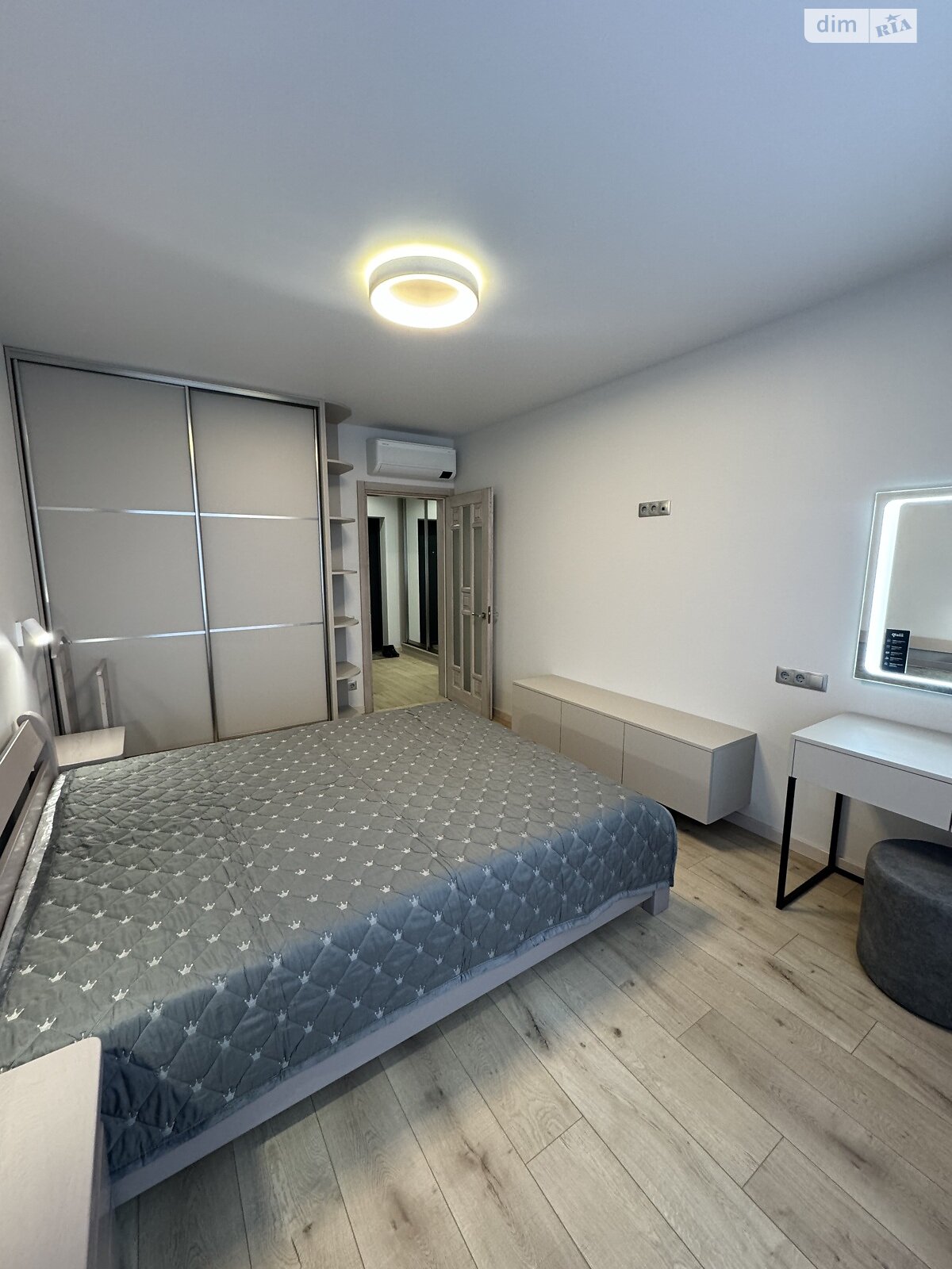 однокомнатная квартира в Львове, район Замарстынов, на ул. Линкольна Авраама 4 в аренду на долгий срок помесячно фото 1