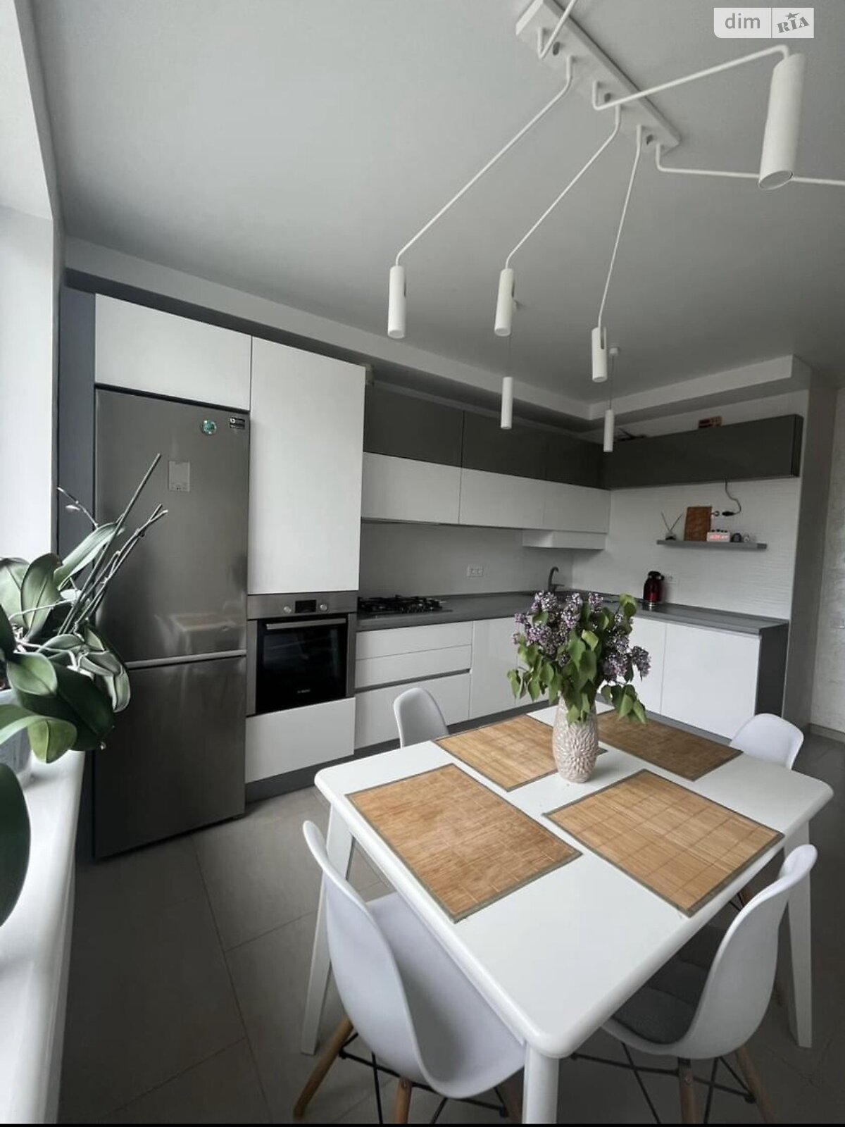 двокімнатна квартира в Львові, район Замарстинів, на вул. Міртова 7 в довготривалу оренду помісячно фото 1