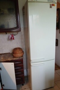 однокімнатна квартира в Львові, район Замарстинів, на вул. Павла Тичини в довготривалу оренду помісячно фото 2