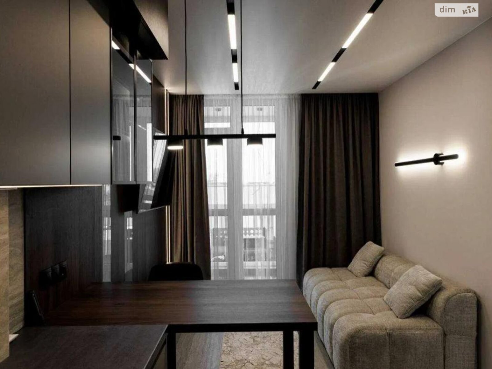 однокомнатная квартира в Львове, район Замарстынов, на ул. Вячеслава Липинского в аренду на долгий срок помесячно фото 1