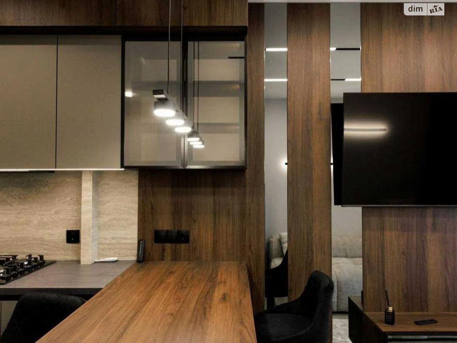 однокомнатная квартира в Львове, район Замарстынов, на ул. Вячеслава Липинского в аренду на долгий срок помесячно фото 1