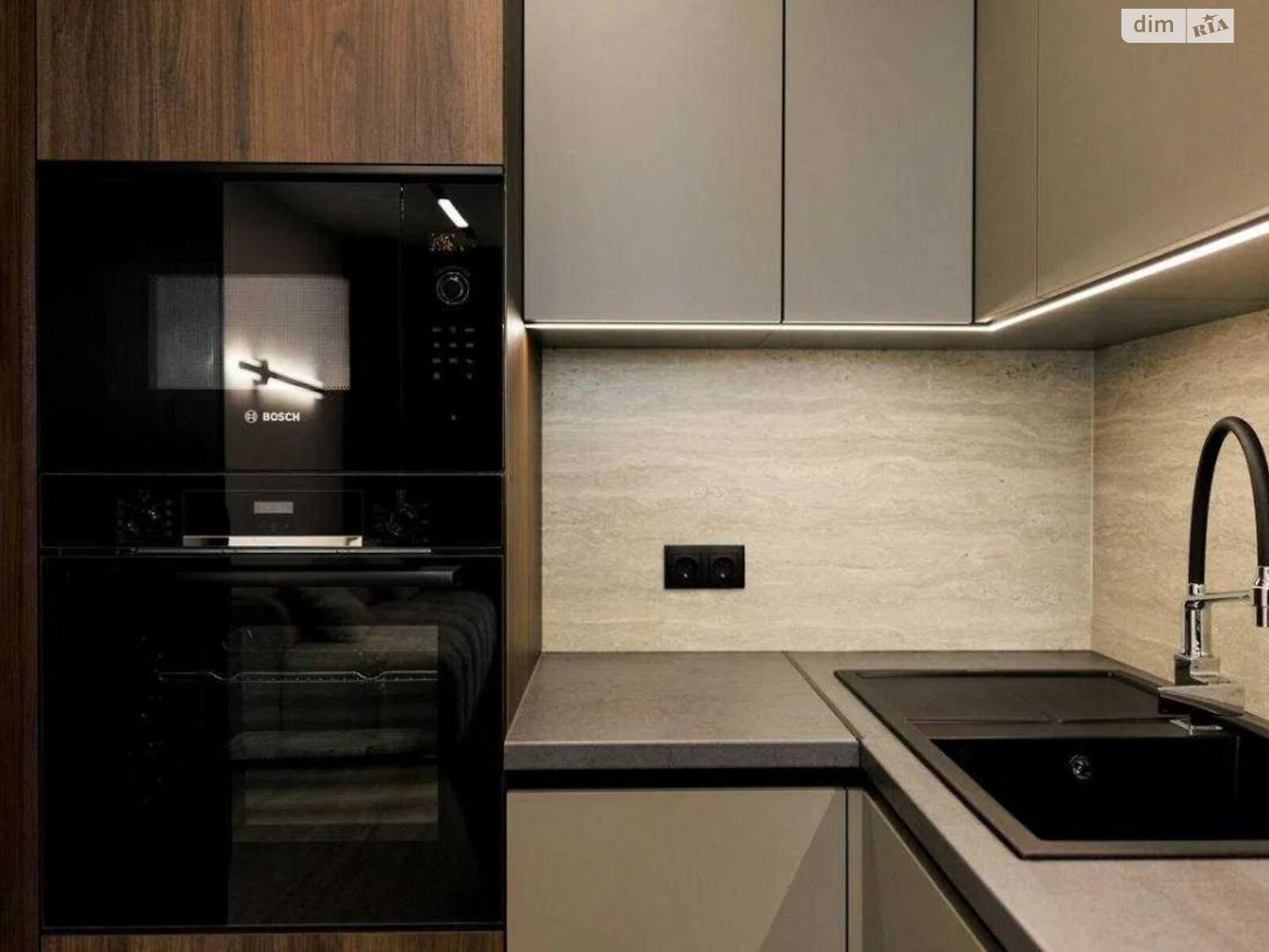 однокомнатная квартира в Львове, район Замарстынов, на ул. Вячеслава Липинского в аренду на долгий срок помесячно фото 1