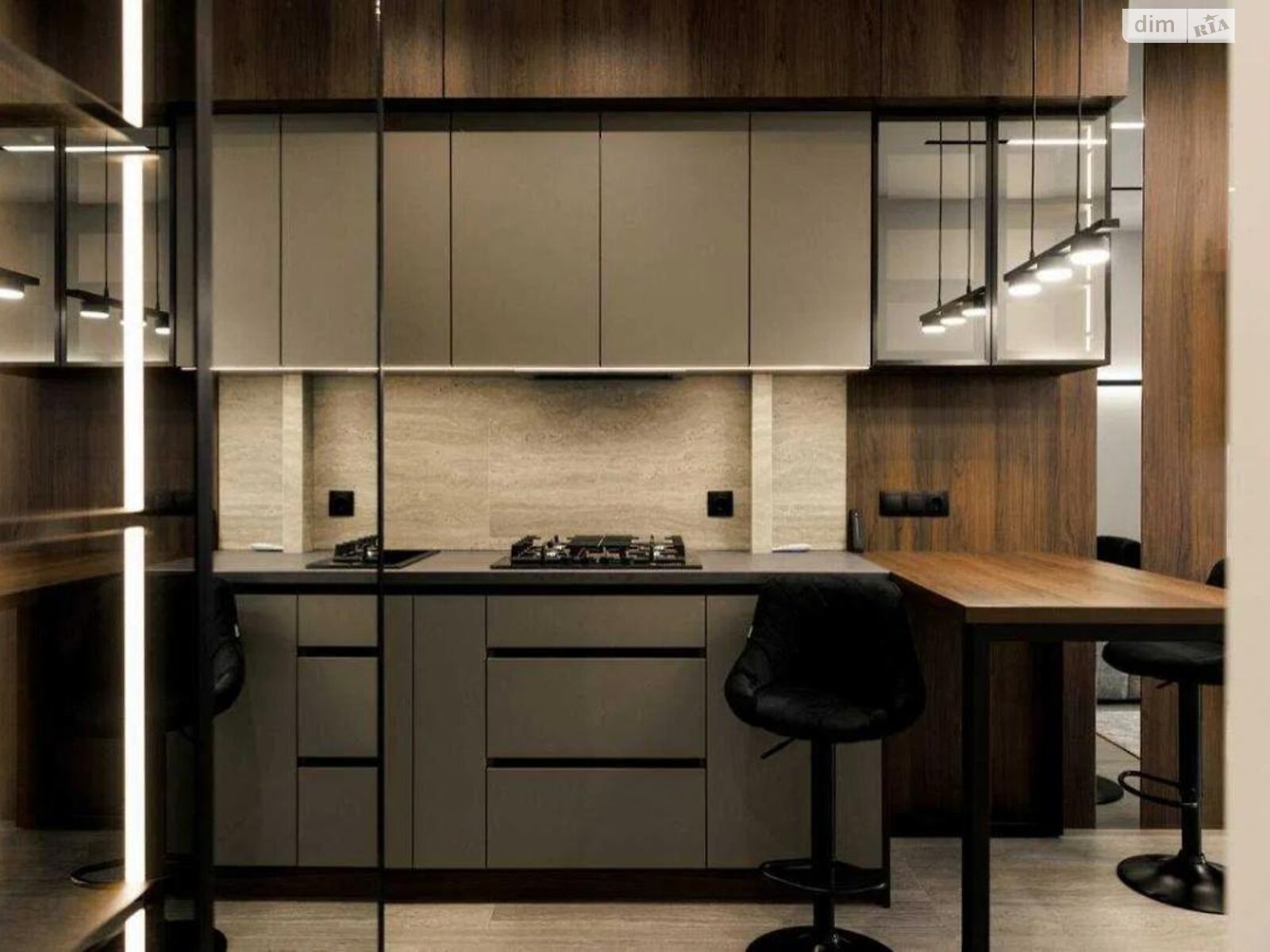 однокомнатная квартира в Львове, район Замарстынов, на ул. Вячеслава Липинского в аренду на долгий срок помесячно фото 1