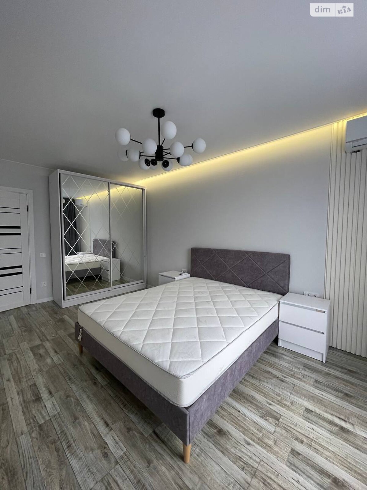 однокімнатна квартира в Львові, район Замарстинів, на вул. Замарстинівська в довготривалу оренду помісячно фото 1