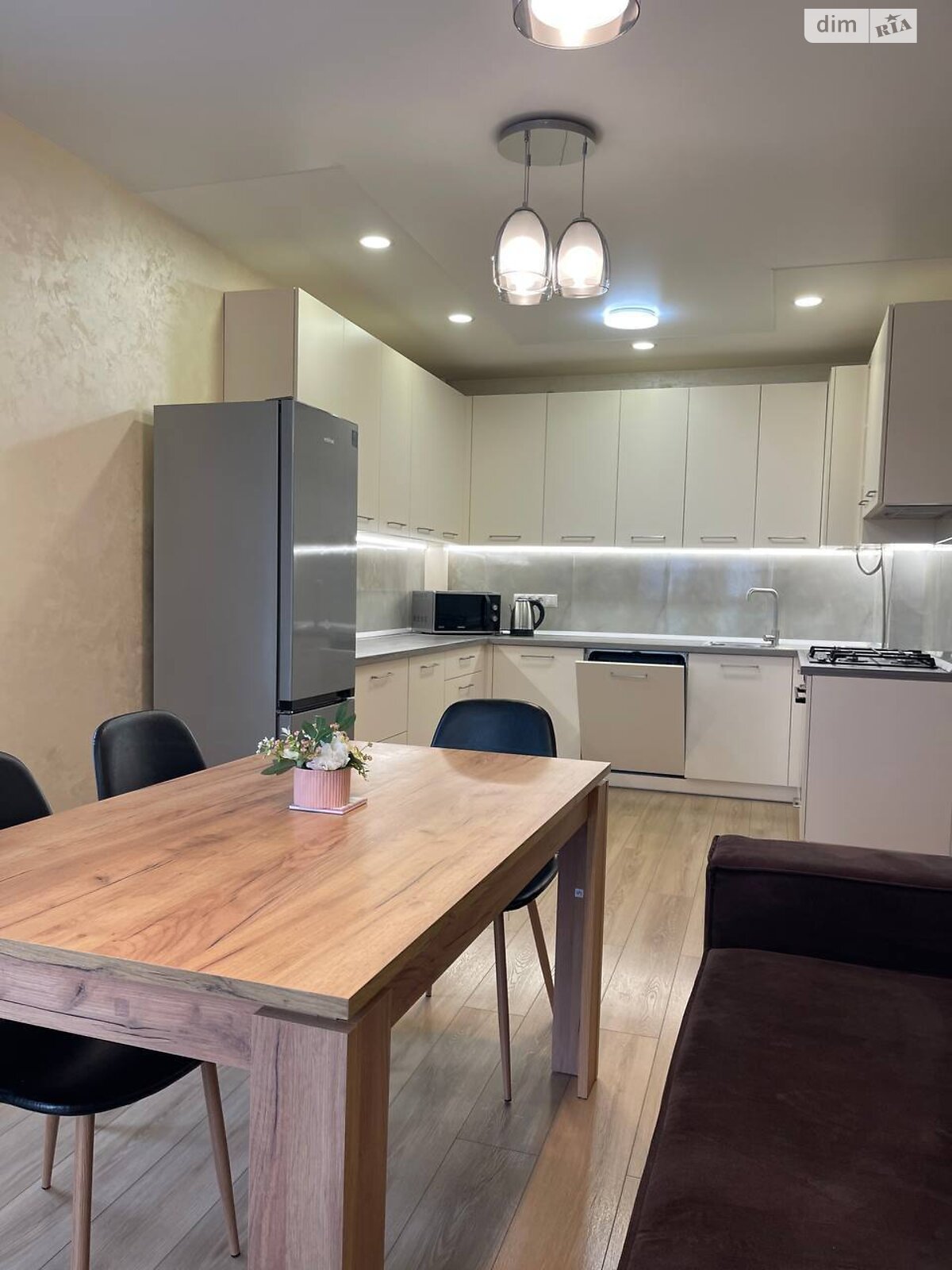 двокімнатна квартира в Львові, район Замарстинів, на вул. Замарстинівська в довготривалу оренду помісячно фото 1 двокімнатна квартира в Львові, район Замарстинів, на вул. Замарстинівська в довготривалу оренду помісячно фото 1