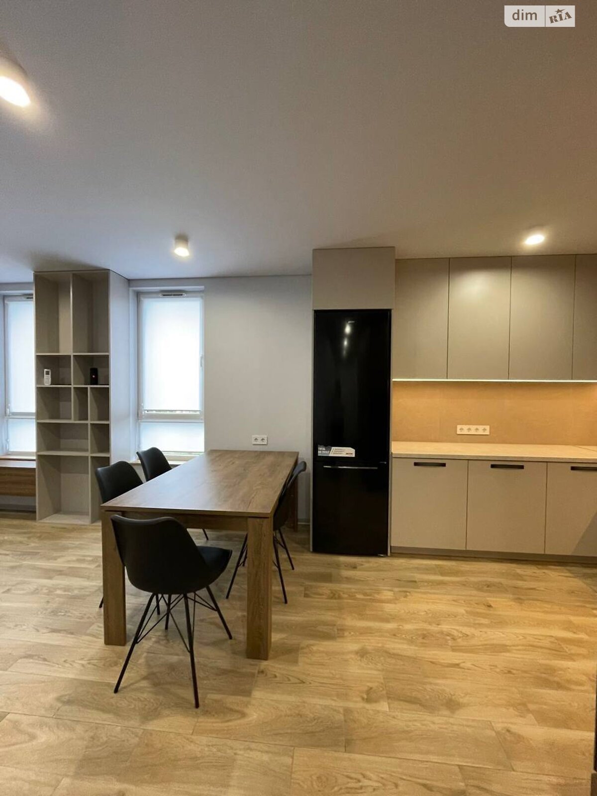 двокімнатна квартира в Львові, район Замарстинів, на вул. Замарстинівська в довготривалу оренду помісячно фото 1