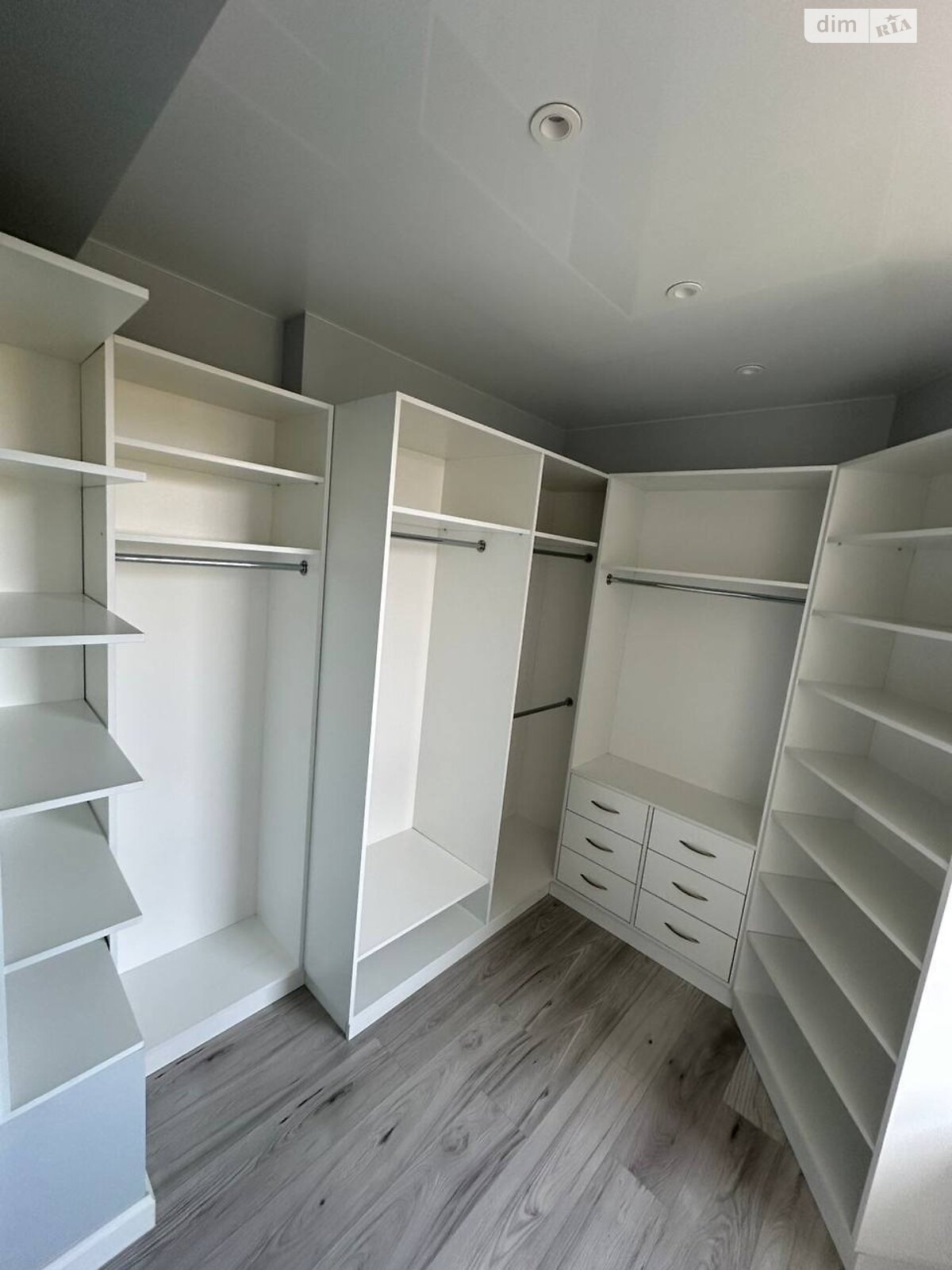 однокімнатна квартира в Львові, район Замарстинів, на вул. Замарстинівська в довготривалу оренду помісячно фото 1 однокімнатна квартира в Львові, район Замарстинів, на вул. Замарстинівська в довготривалу оренду помісячно фото 1