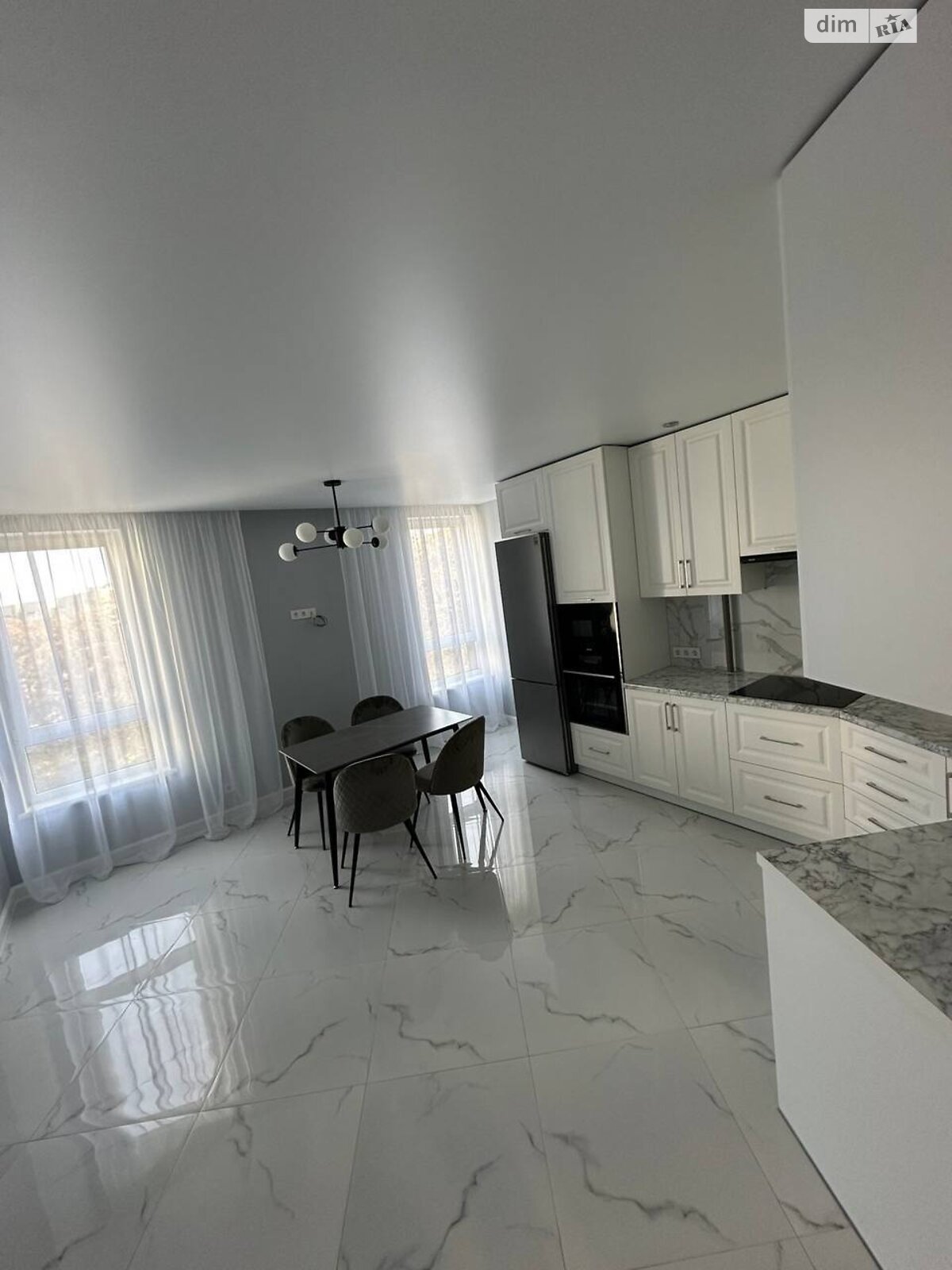 однокімнатна квартира в Львові, район Замарстинів, на вул. Замарстинівська в довготривалу оренду помісячно фото 1 однокімнатна квартира в Львові, район Замарстинів, на вул. Замарстинівська в довготривалу оренду помісячно фото 1