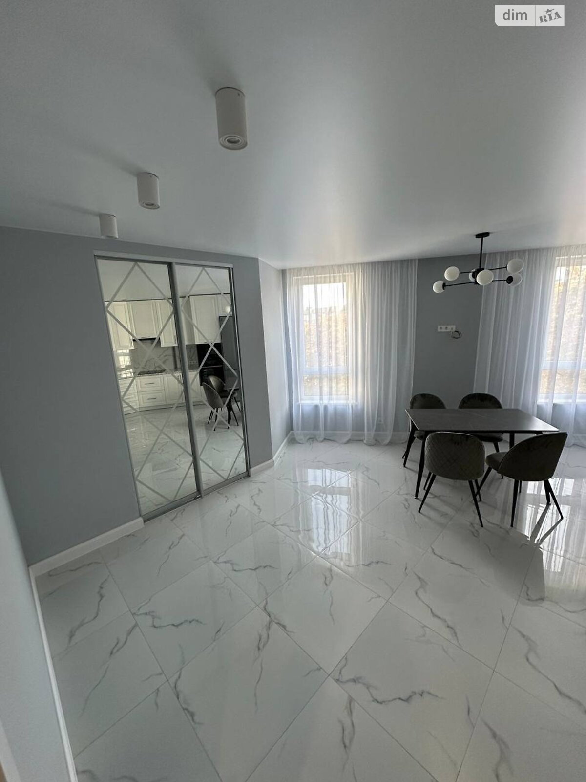 однокімнатна квартира в Львові, район Замарстинів, на вул. Замарстинівська в довготривалу оренду помісячно фото 1 однокімнатна квартира в Львові, район Замарстинів, на вул. Замарстинівська в довготривалу оренду помісячно фото 1