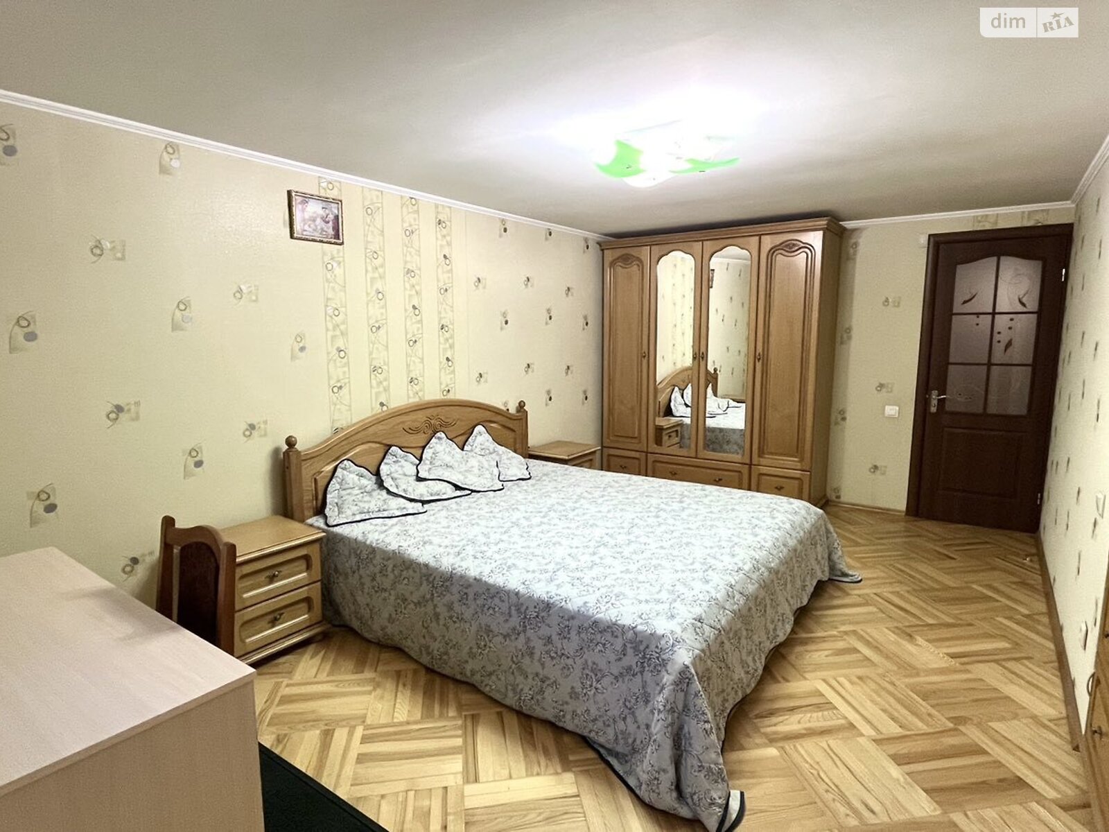 трехкомнатная квартира в Львове, район Збоища, на ул. Плуговая 8А в аренду на долгий срок помесячно фото 1 трехкомнатная квартира в Львове, район Збоища, на ул. Плуговая 8А в аренду на долгий срок помесячно фото 1