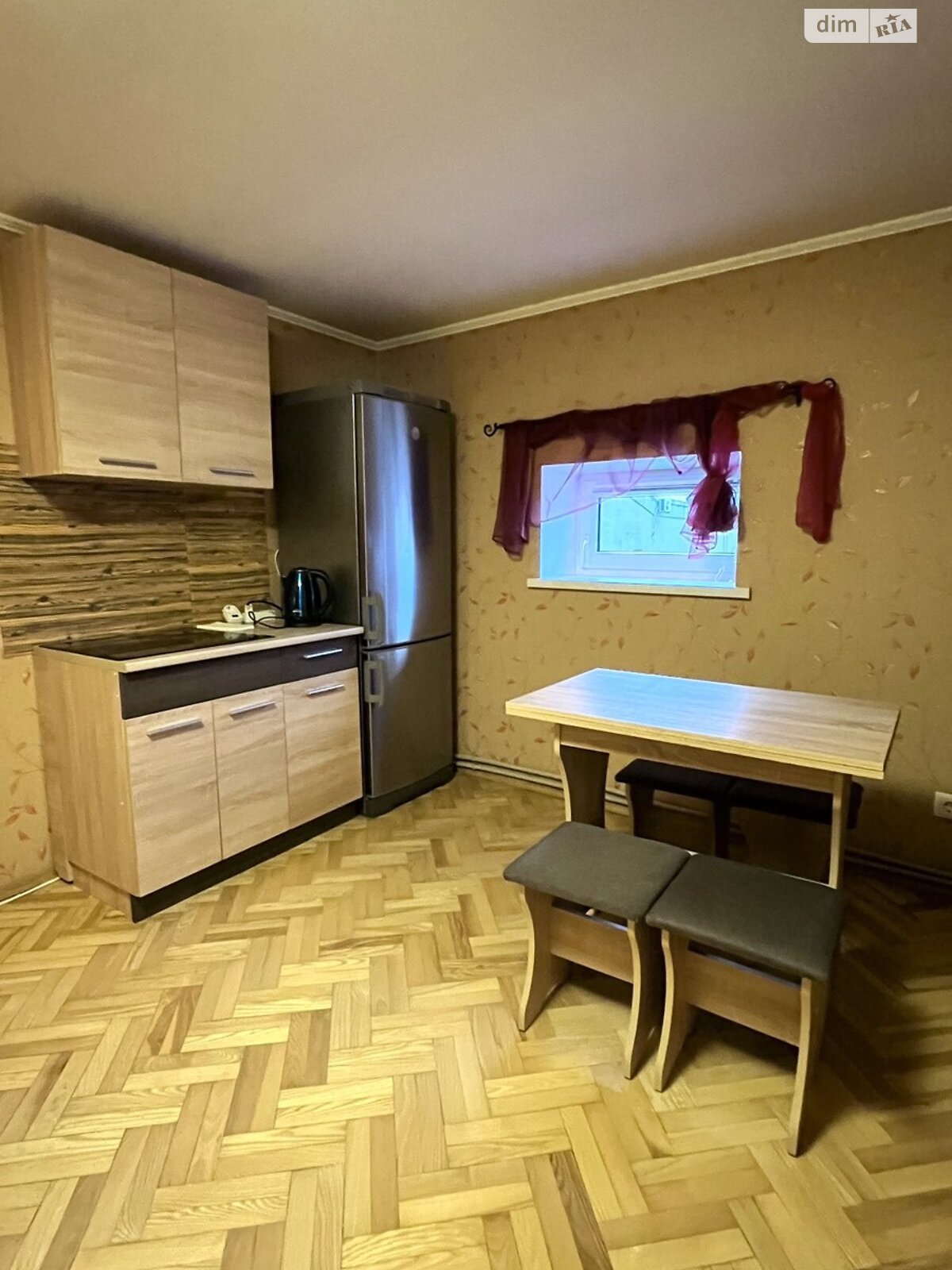 трехкомнатная квартира в Львове, район Збоища, на ул. Плуговая 8А в аренду на долгий срок помесячно фото 1 трехкомнатная квартира в Львове, район Збоища, на ул. Плуговая 8А в аренду на долгий срок помесячно фото 1