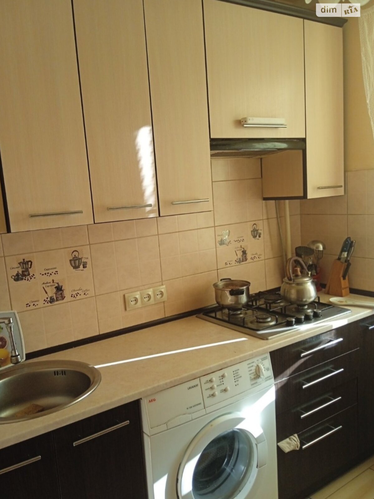 однокімнатна квартира з ремонтом в Львові, район Збоїща, на вул. Плугова в довготривалу оренду помісячно фото 1 однокімнатна квартира з ремонтом в Львові, район Збоїща, на вул. Плугова в довготривалу оренду помісячно фото 1