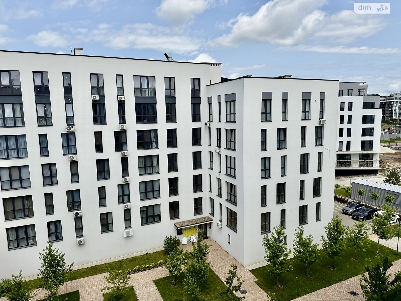 однокімнатна квартира в Минаї, на вул. Августина Волошина 14, кв. 601 в довготривалу оренду помісячно фото 1 однокімнатна квартира в Минаї, на вул. Августина Волошина 14, кв. 601 в довготривалу оренду помісячно фото 1