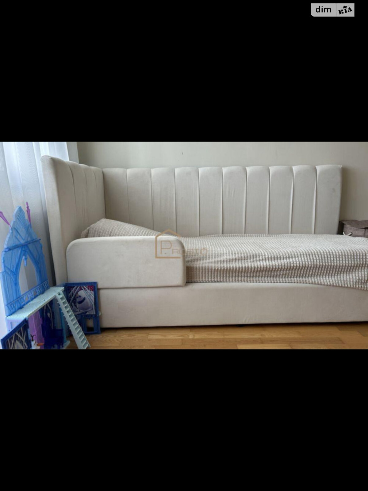 трехкомнатная квартира в Минае, на ул. Августина Волошина 1 в аренду на долгий срок помесячно фото 1 трехкомнатная квартира в Минае, на ул. Августина Волошина 1 в аренду на долгий срок помесячно фото 1