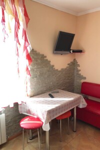 однокімнатна квартира в Моршині, на вул. Озерна 3 в довготривалу оренду помісячно фото 2