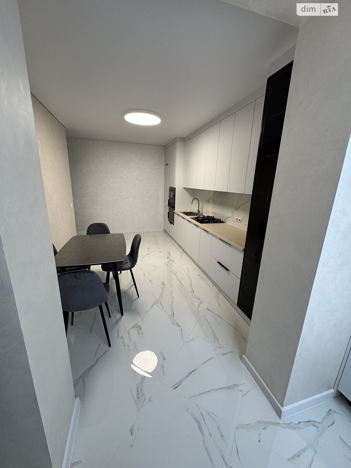 двухкомнатная квартира в Мукачеве, на ул. Объездная 31Б, кв. 1 в аренду на долгий срок помесячно фото 1 двухкомнатная квартира в Мукачеве, на ул. Объездная 31Б, кв. 1 в аренду на долгий срок помесячно фото 1